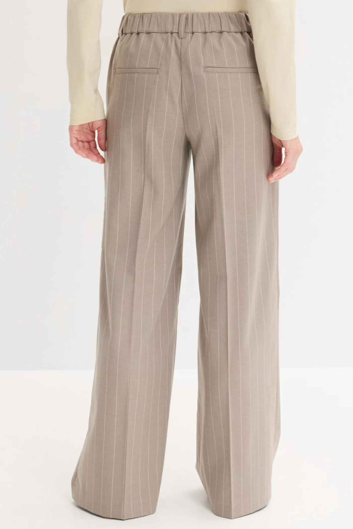 bonprix bonprix Pantalón Marlene de raya diplomática Marrón grisáceo/blanco perla de rayas New
