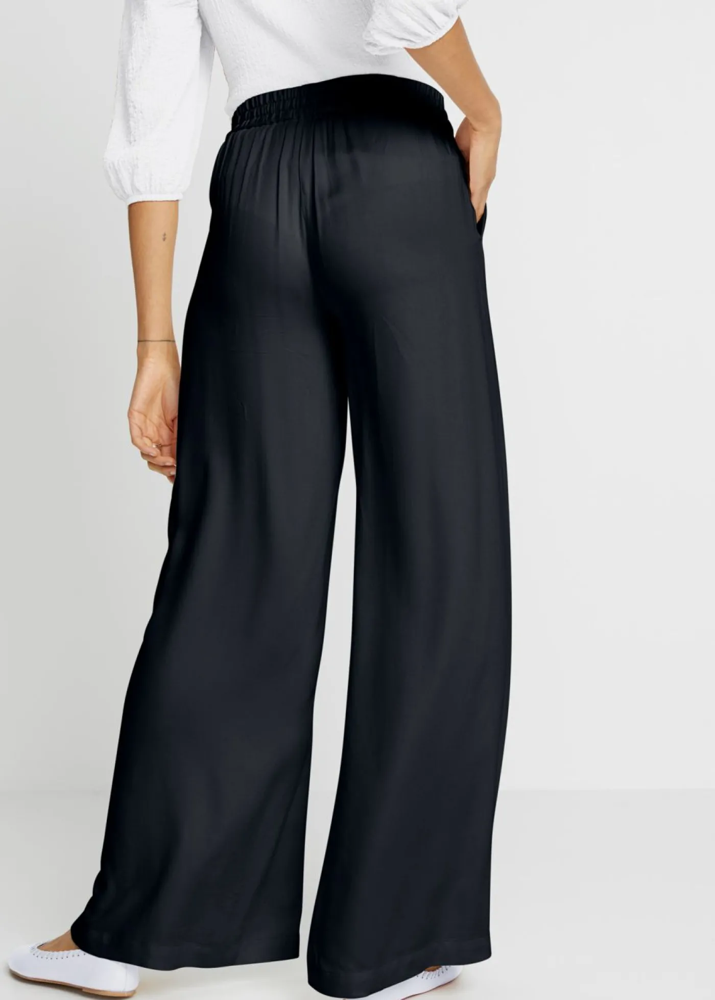 bonprix bonprix Pantalón Marlene de viscosa ligeramente brillante Negro Online