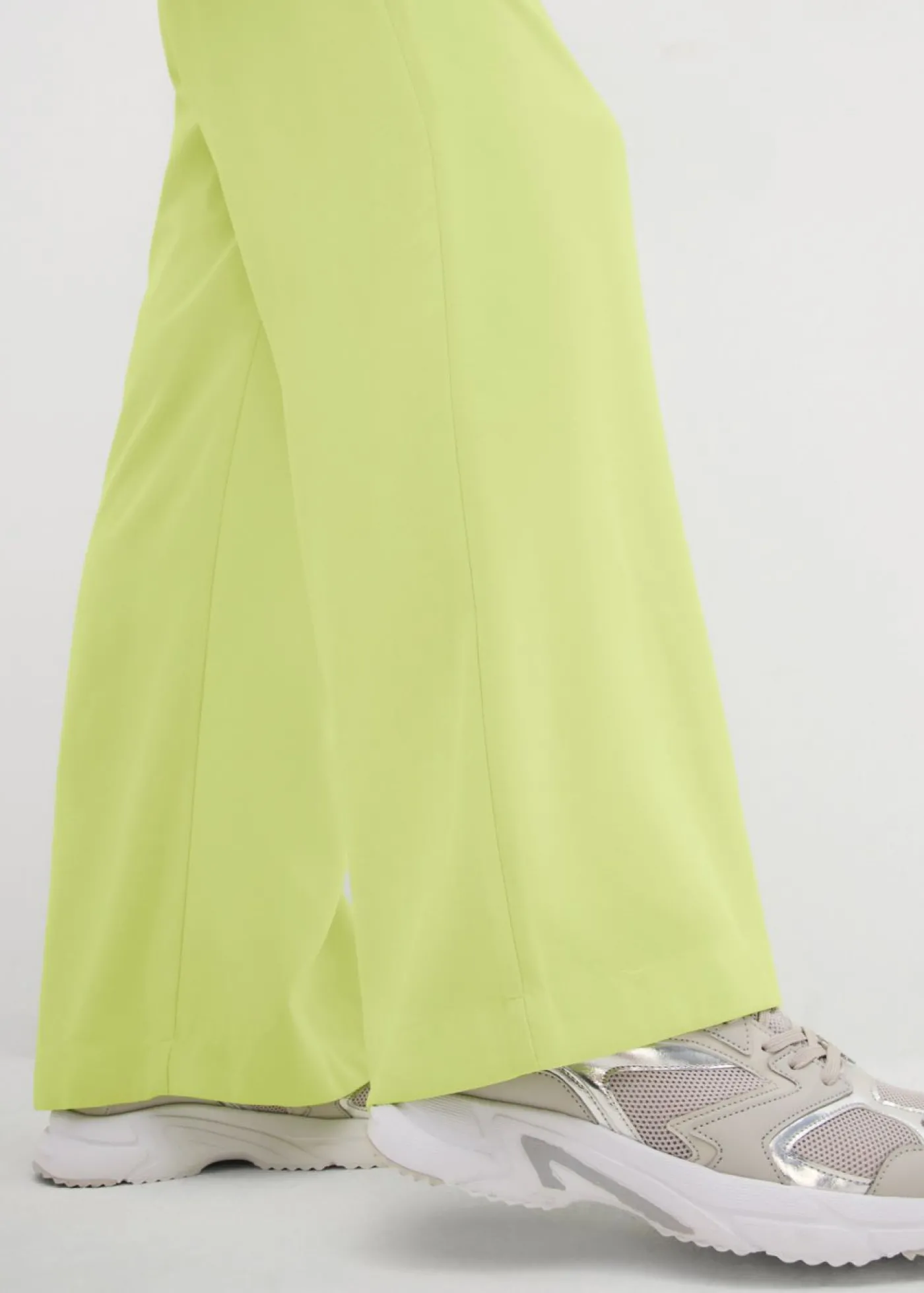 bonprix bonprix Pantalón Marlene de viscosa fluida Verde menta Best