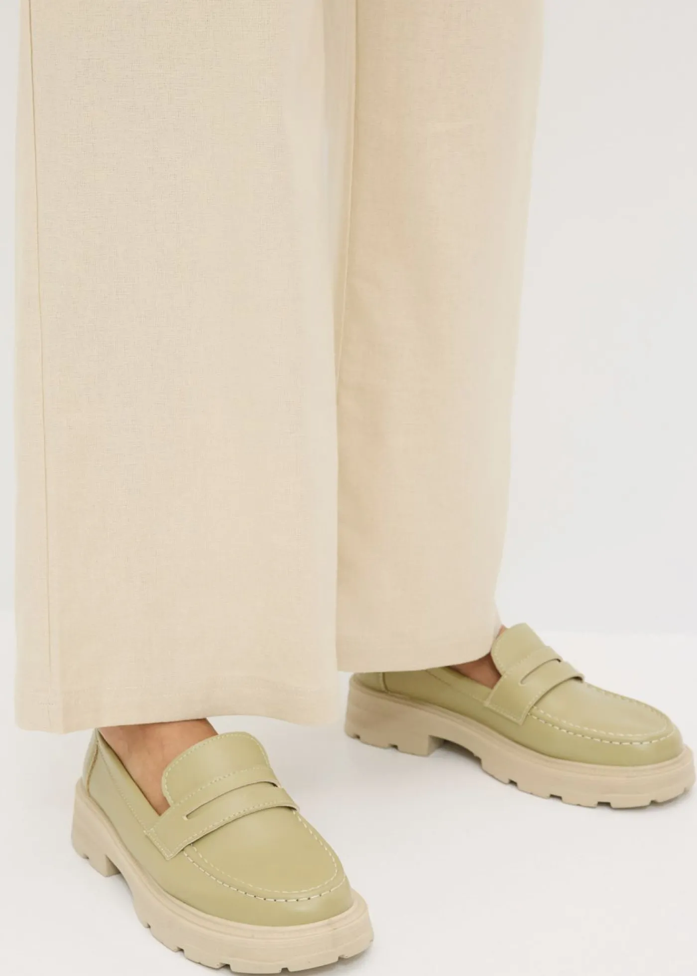 bonprix bonprix Pantalón palazzo de lino Arena claro Outlet