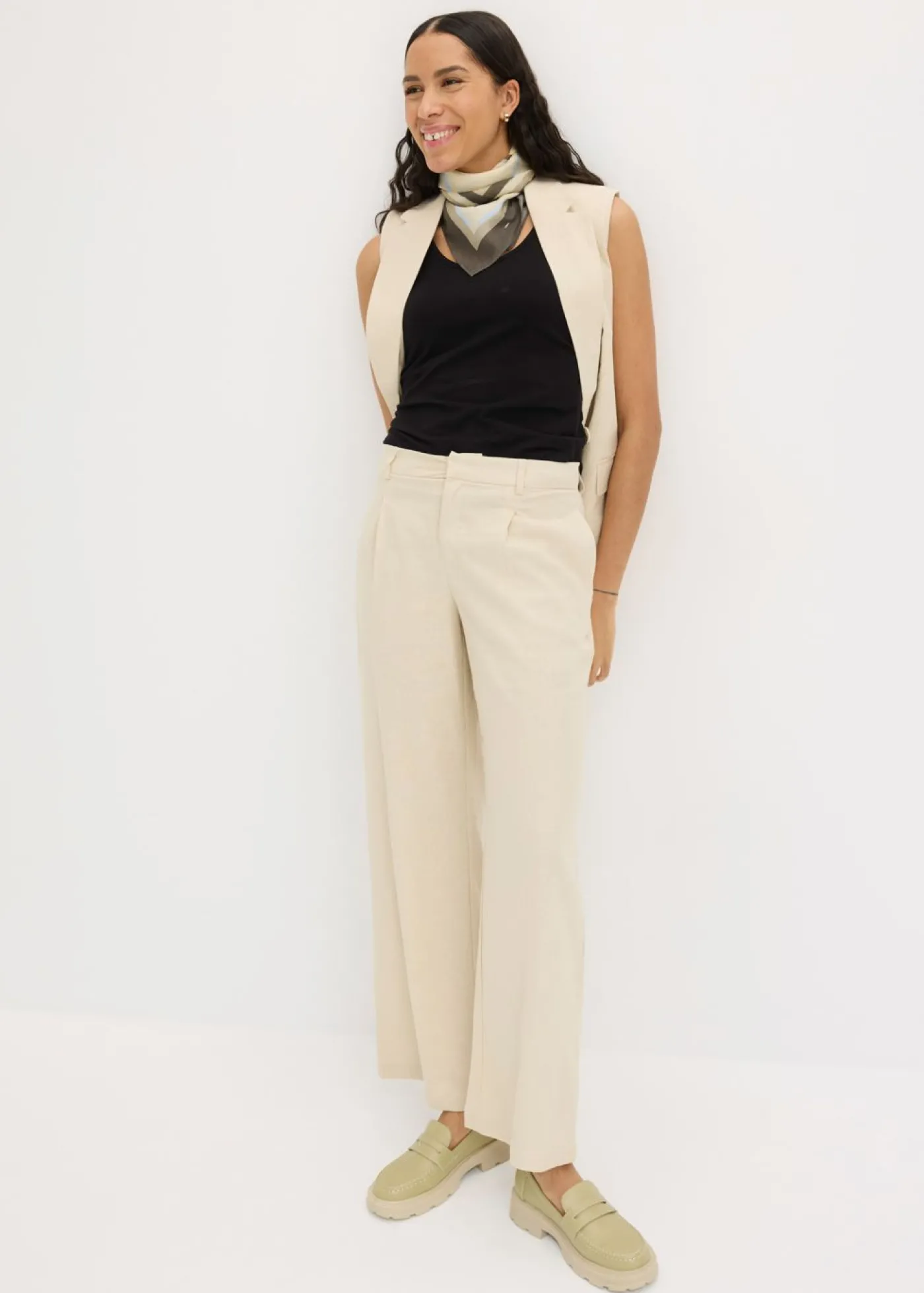 bonprix bonprix Pantalón palazzo de lino Arena claro Outlet