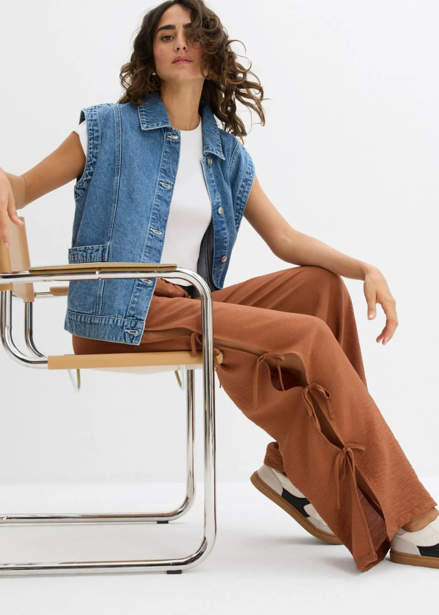 bonprix bonprix Pantalón sin cierre con lazos Marrón castaño Hot