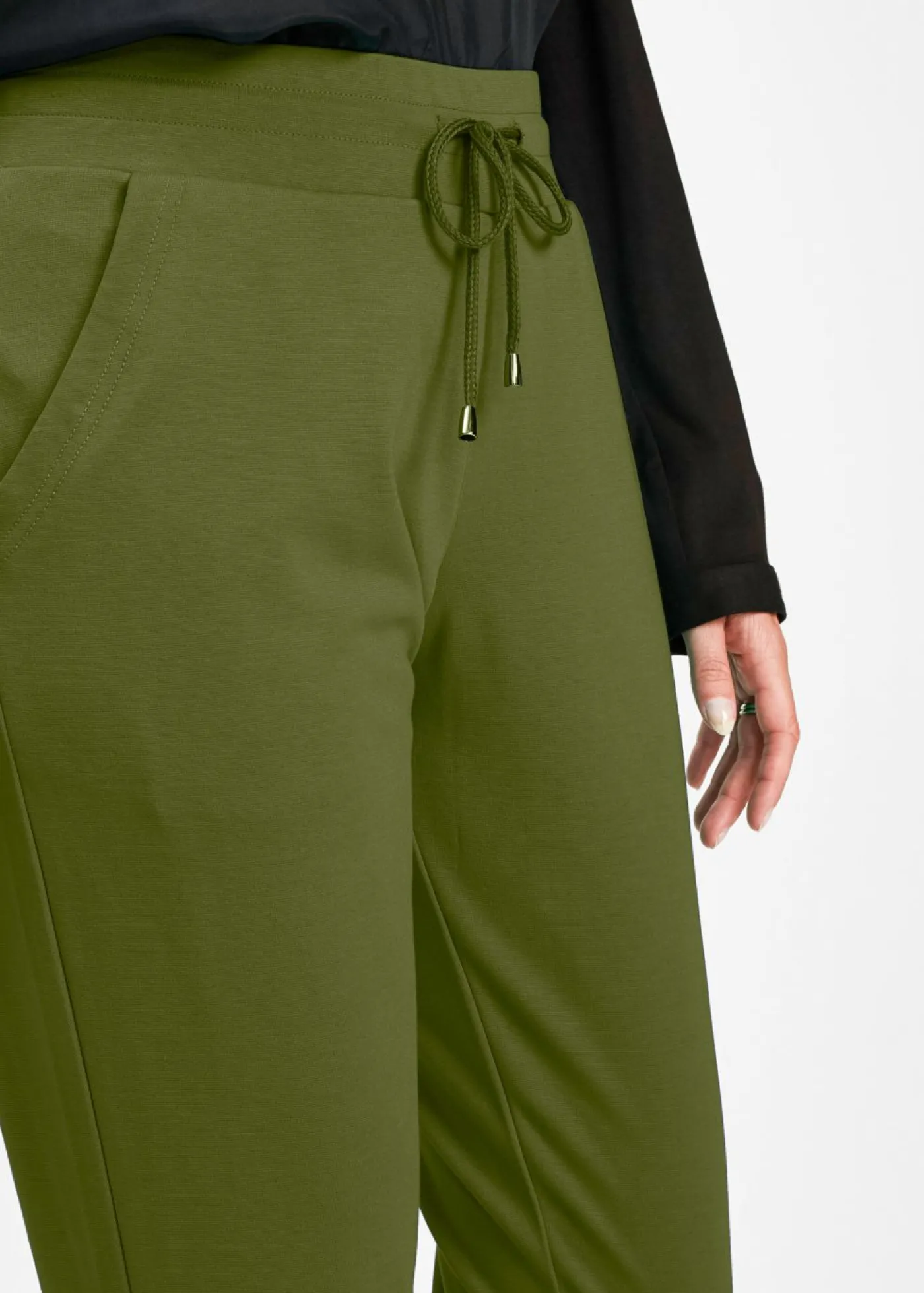 bonprix bonprix Pantalón sin cierre de mezcla de viscosa Musgo oscuro Hot