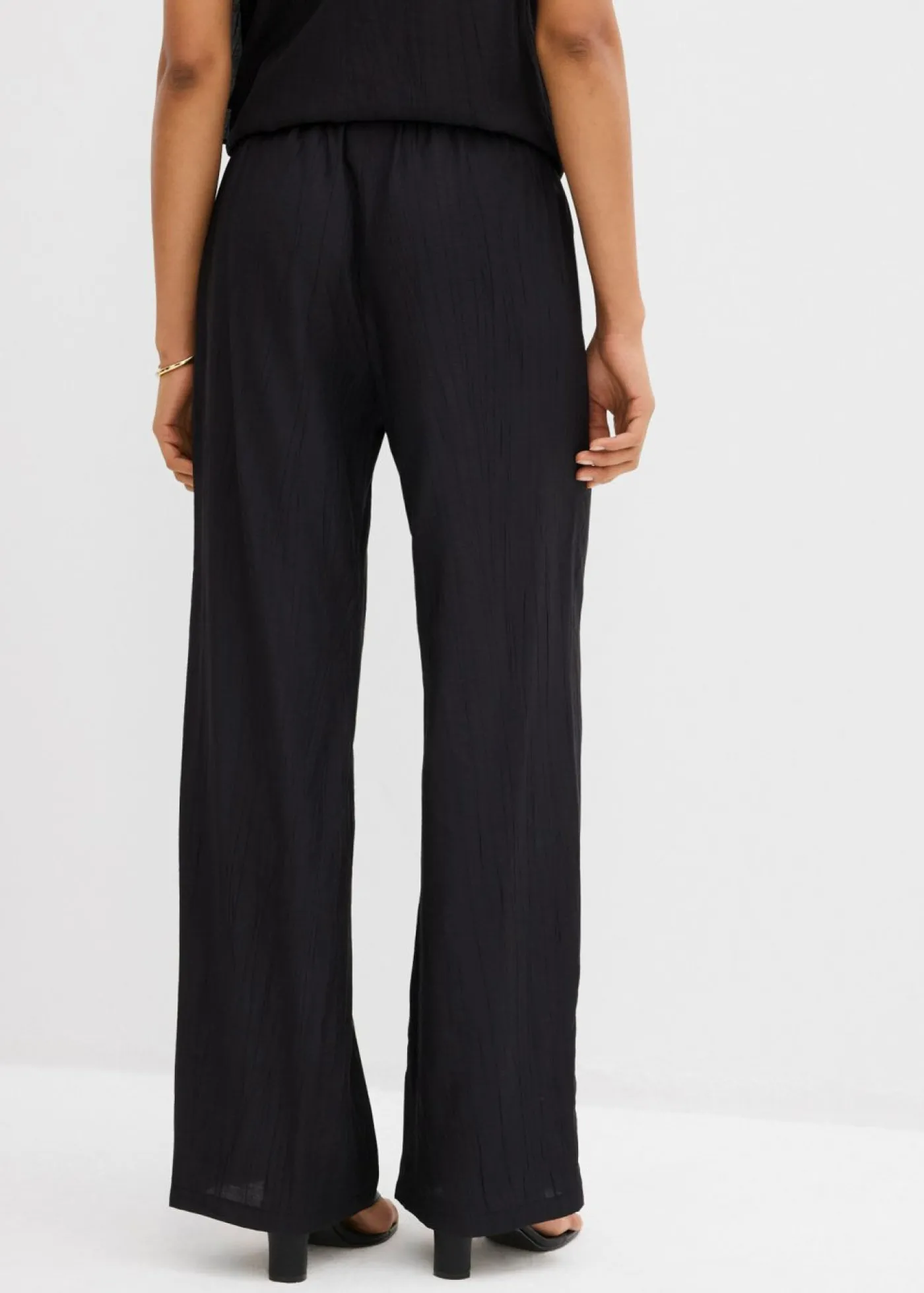 bonprix bonprix Pantalón sin cierre de mezcla de viscosa estructurada Negro Clearance
