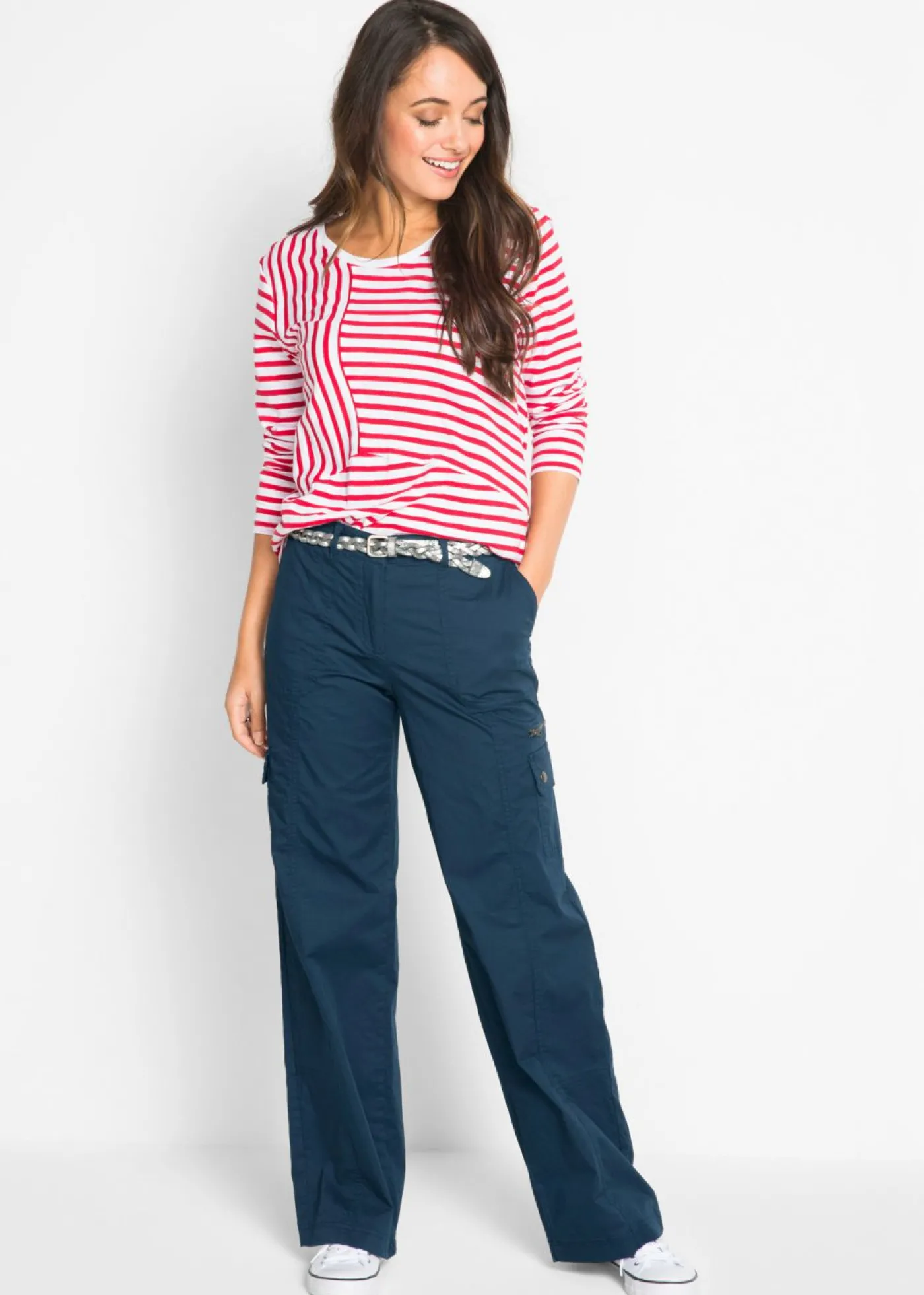bonprix bonprix Pantalón tipo cargo de algodón, mid waist Azul marino New