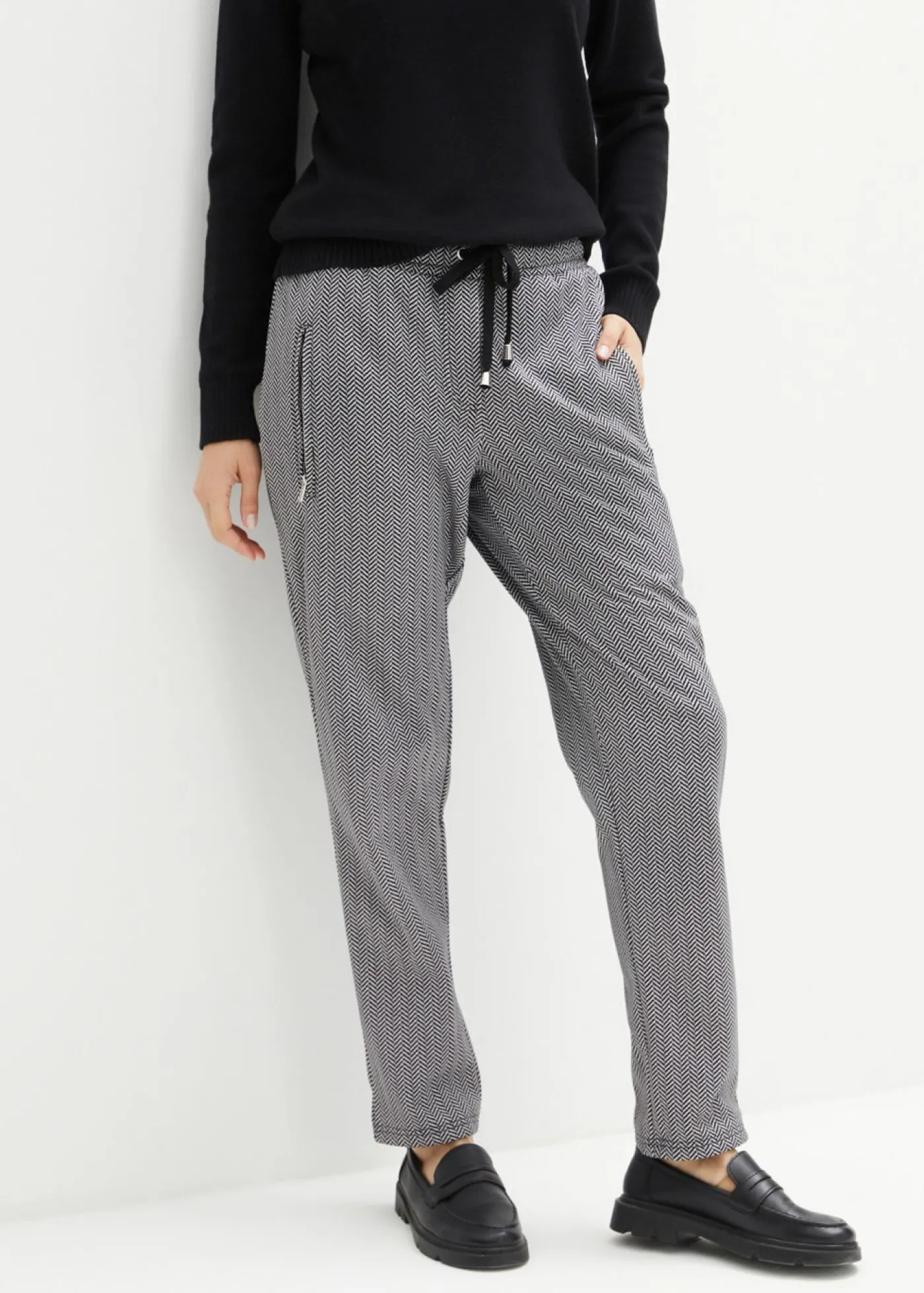 bonprix bonprix Pantalón térmico sin cierre Blanco lana-negro Hot