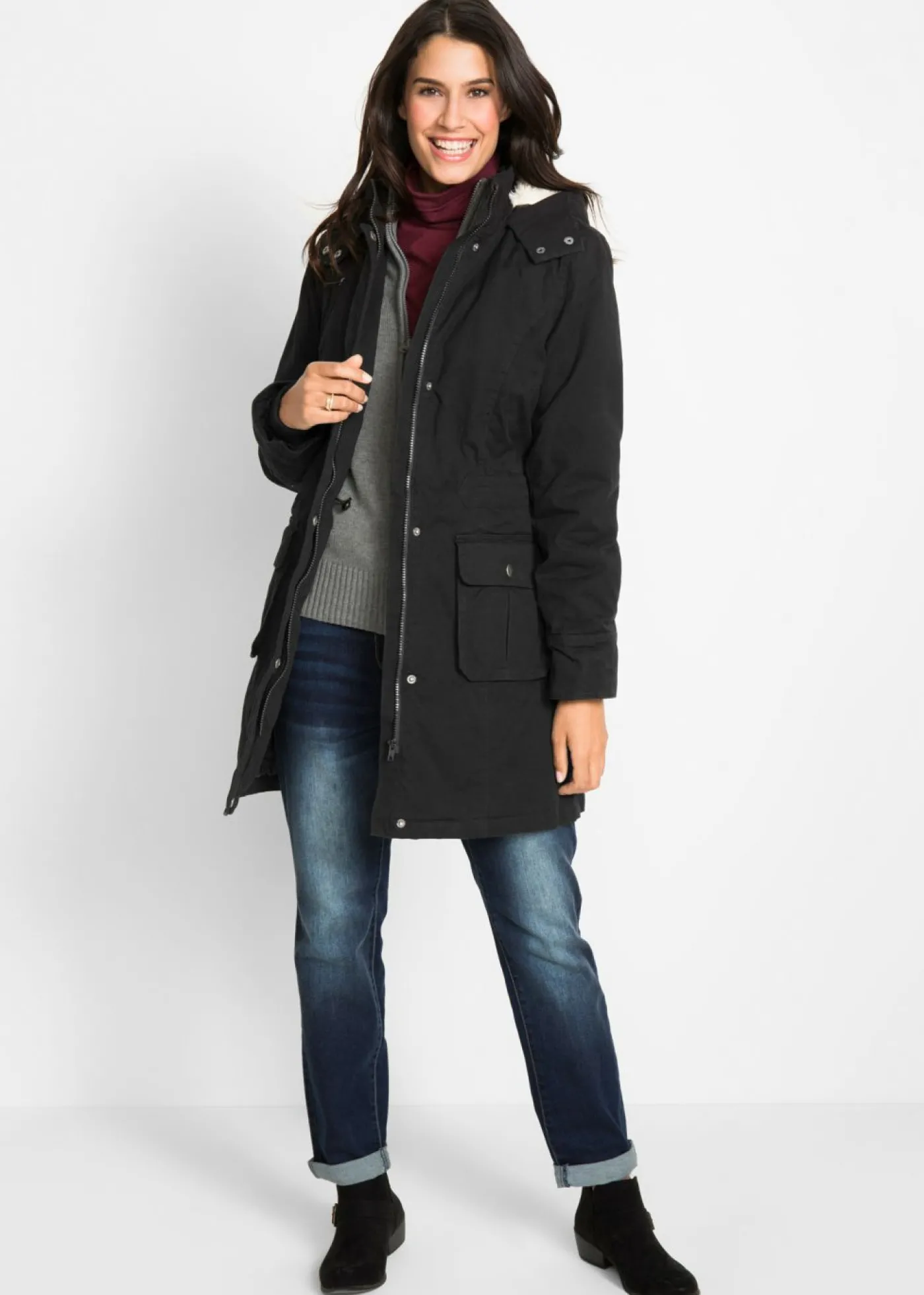bonprix bonprix Parka con capucha forrada de tejido polar Negro Sale