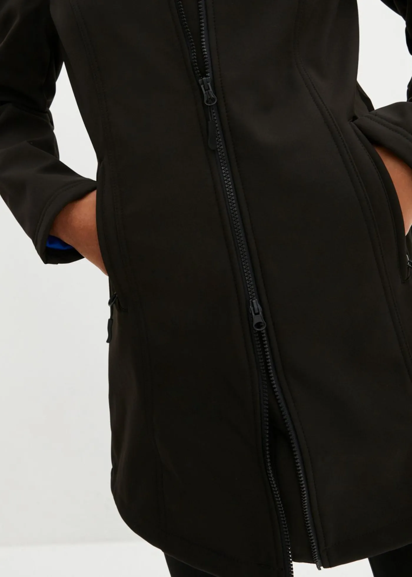 bonprix bonprix Parka de softshell repelente al agua Negro Discount