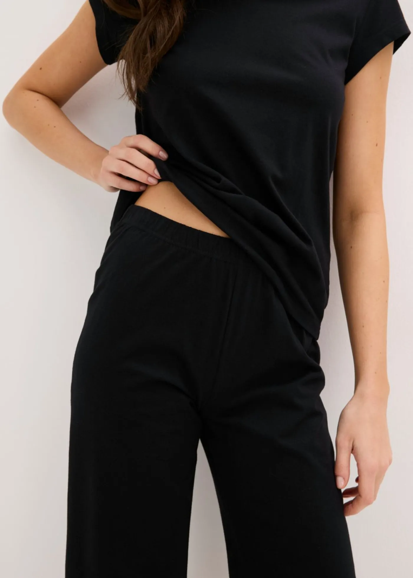 bonprix bonprix Pijama capri con culotte ancho Negro Discount