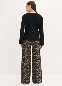 bonprix bonprix Pijama con camiseta de canalé y pantalón ancho estampado leo negro Hot