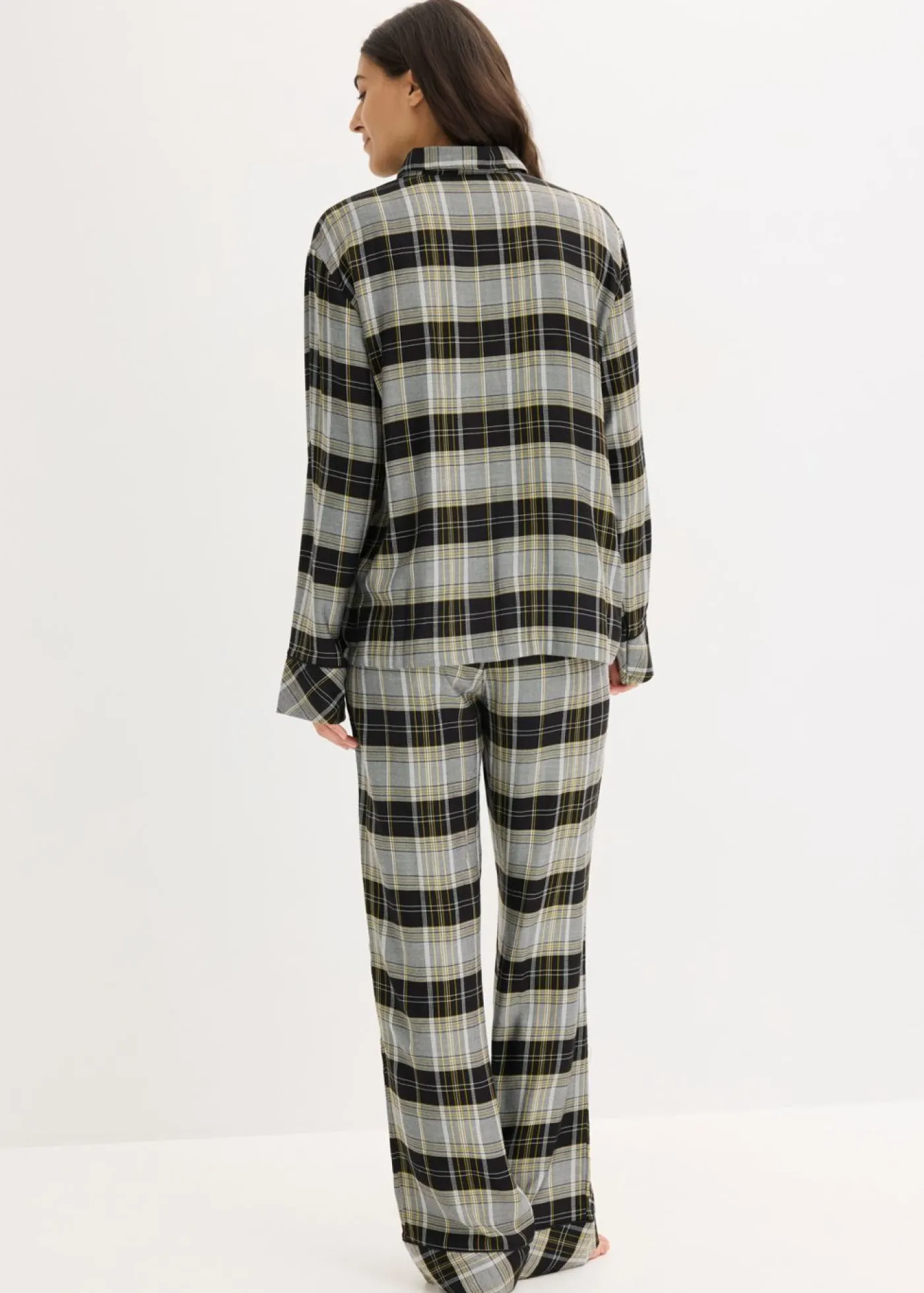 bonprix bonprix Pijama de franela Negro de cuadros