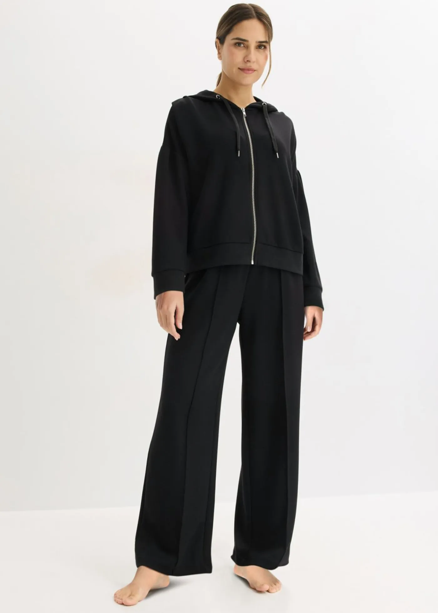 bonprix bonprix Pijama de neopreno con top corto Negro Sale