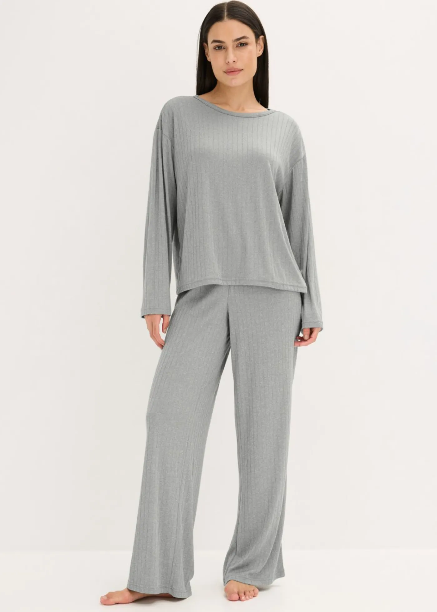 bonprix bonprix Pijama de suave punto pointelle Gris claro jaspeado