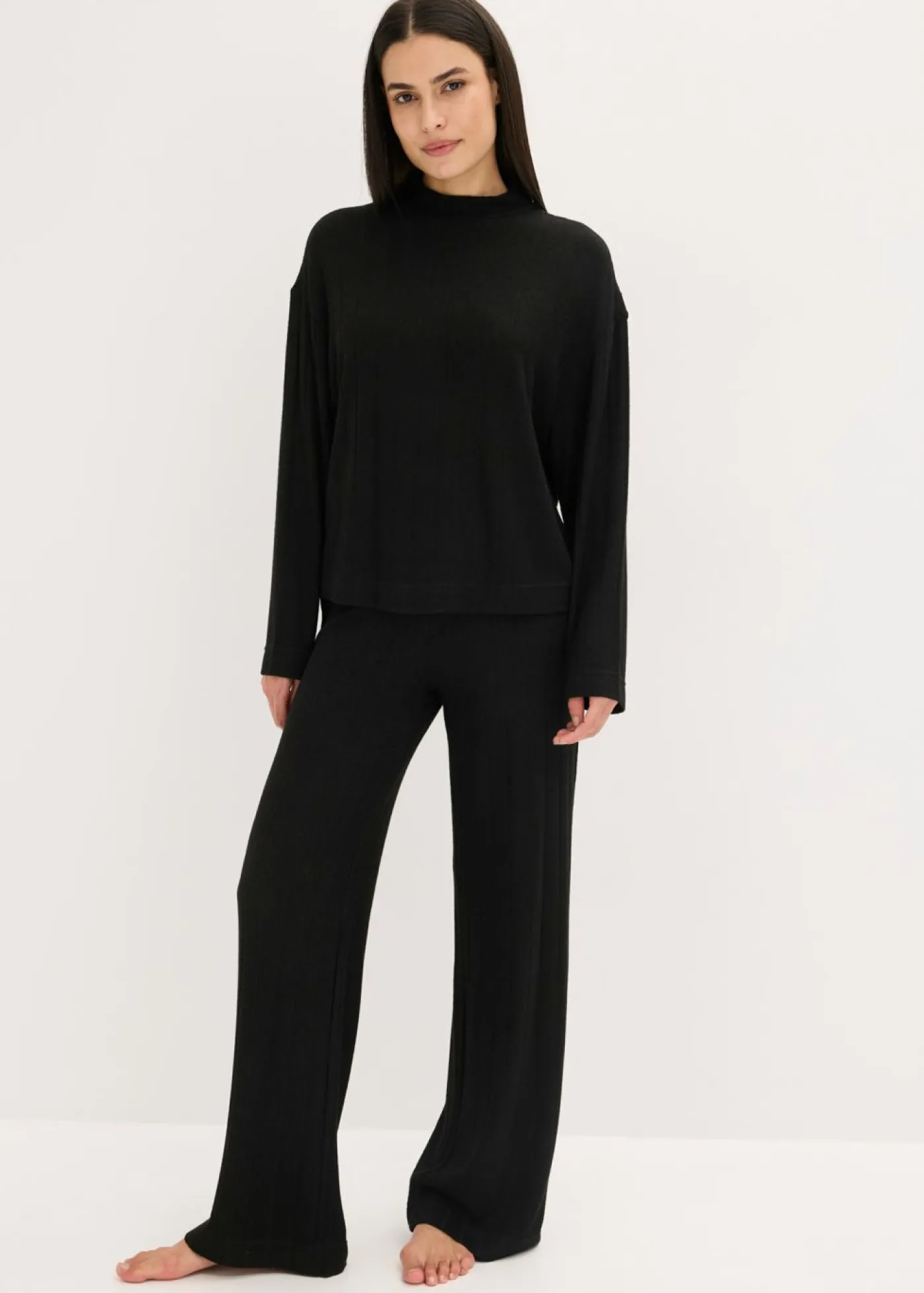 bonprix bonprix Pijama holgado de punto suave de canalé Negro Hot