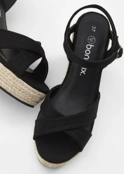 bonprix bonprix Sandalias de cuña Negro Hot