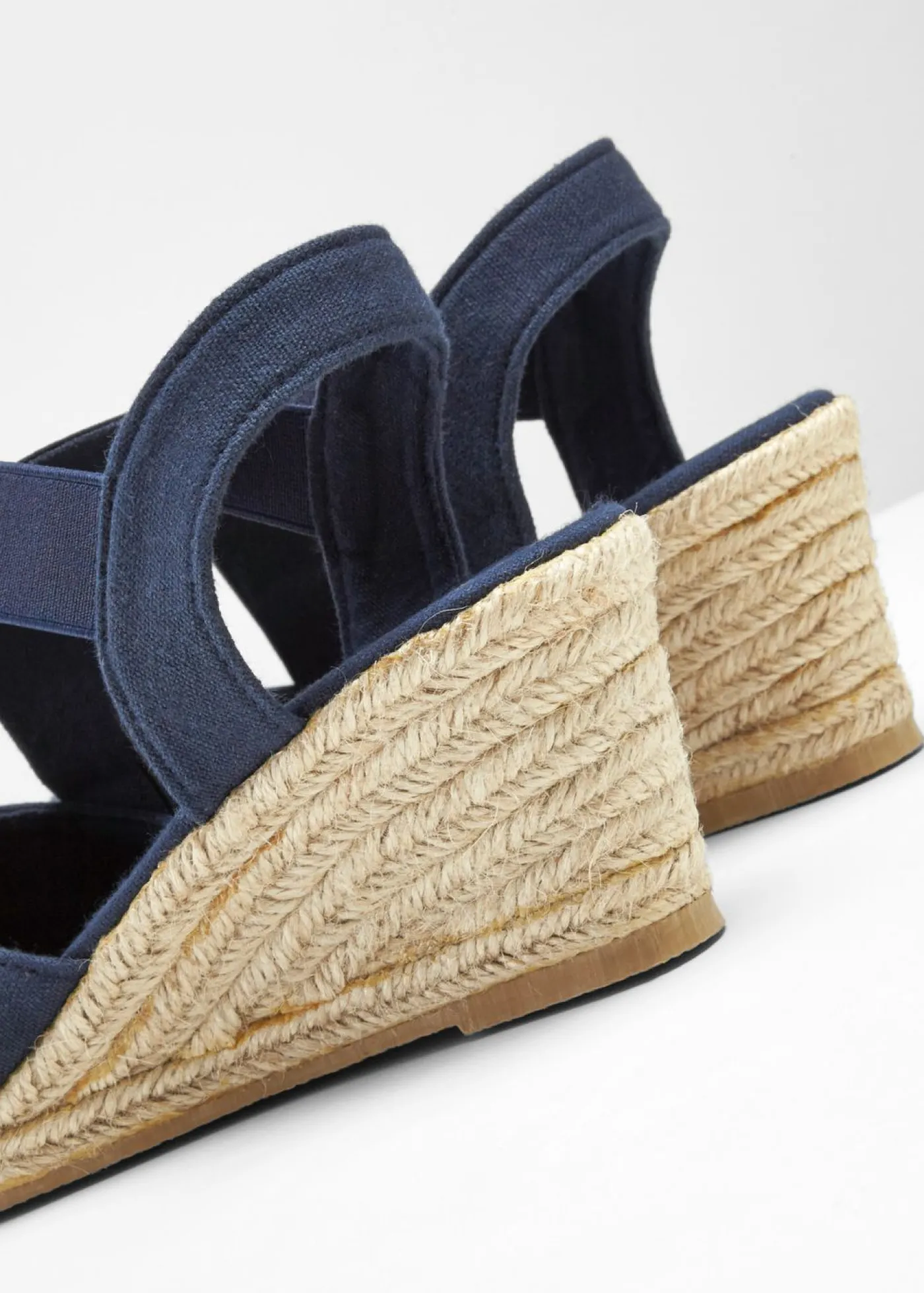 bonprix bonprix Sandalias de cuña Azul marino Best