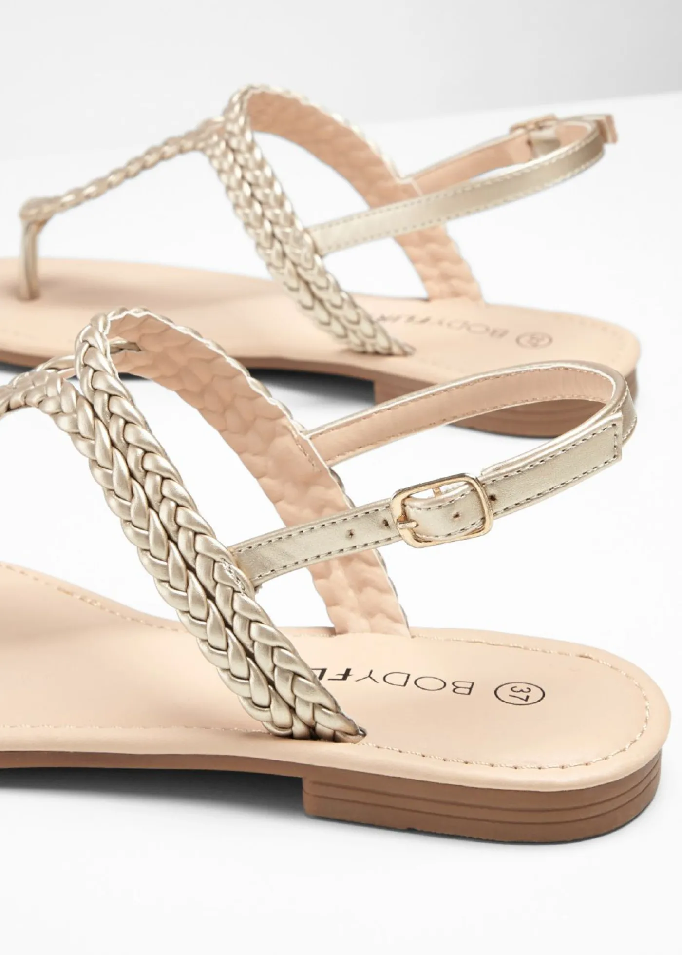 bonprix bonprix Sandalias de dedo Oro Hot