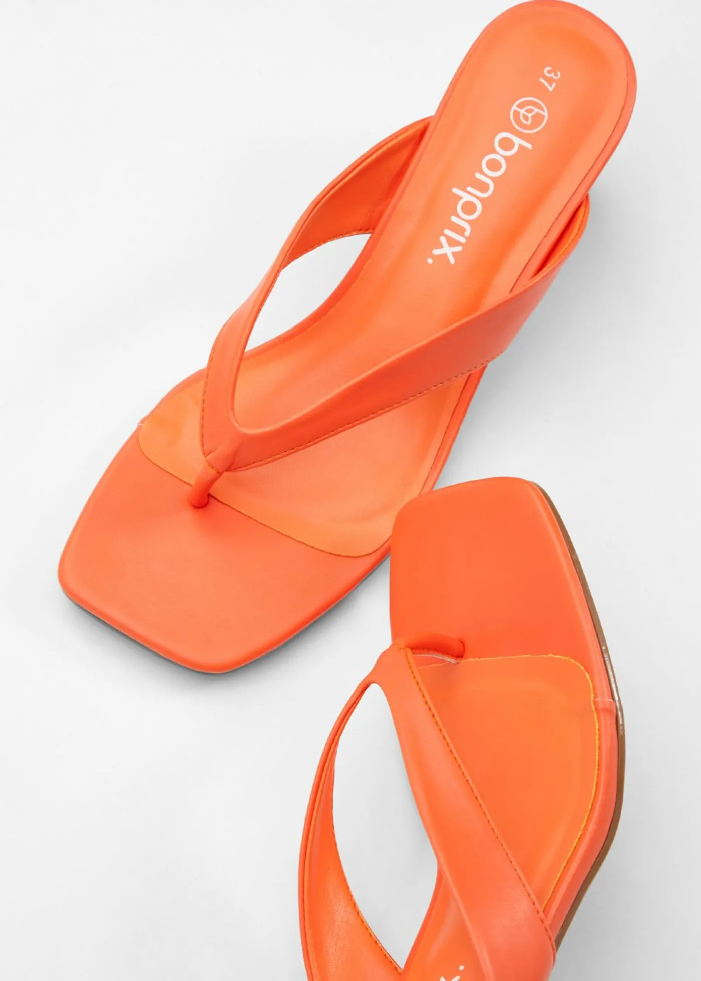 bonprix bonprix Sandalias de dedo mango Hot