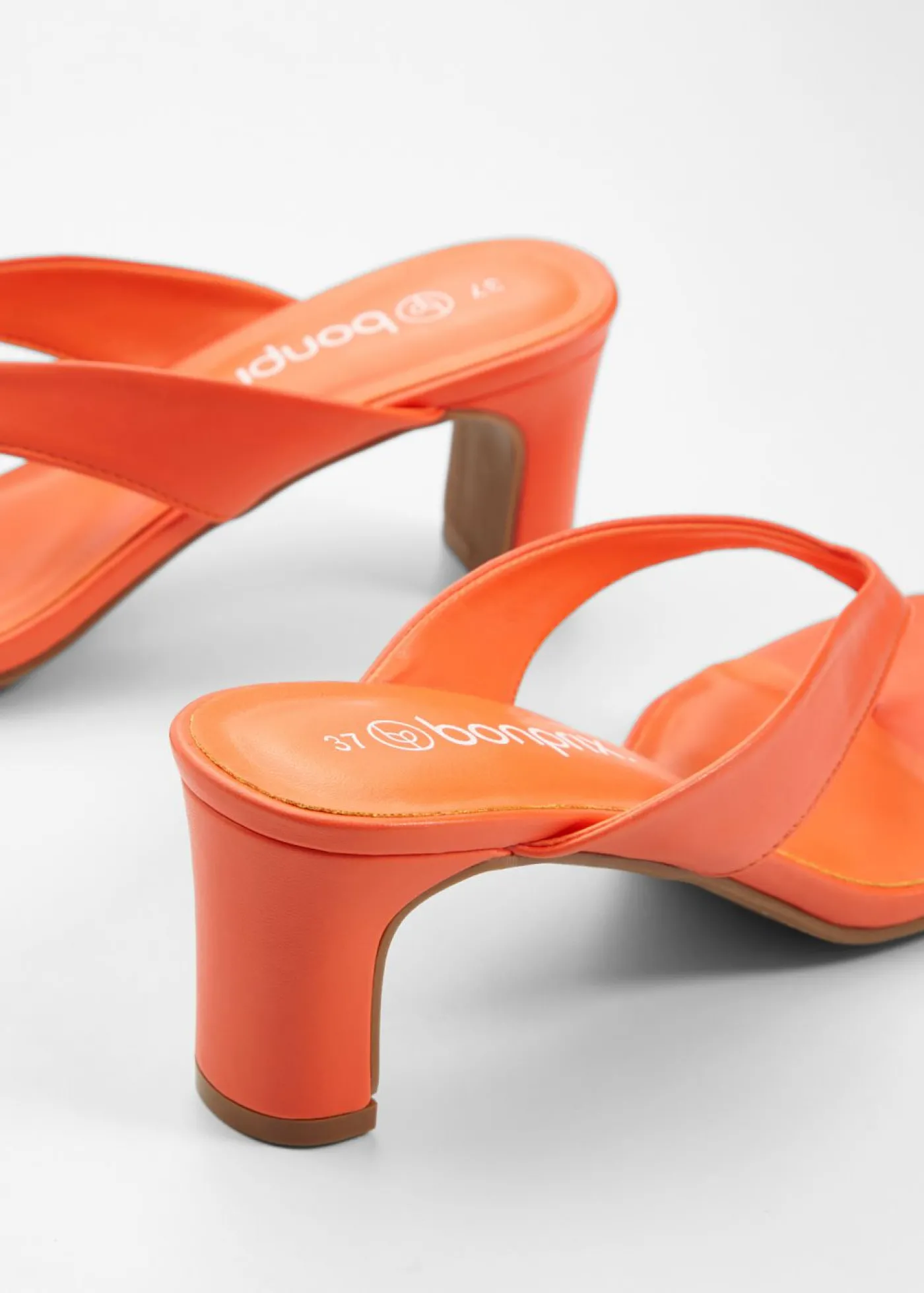 bonprix bonprix Sandalias de dedo mango Hot