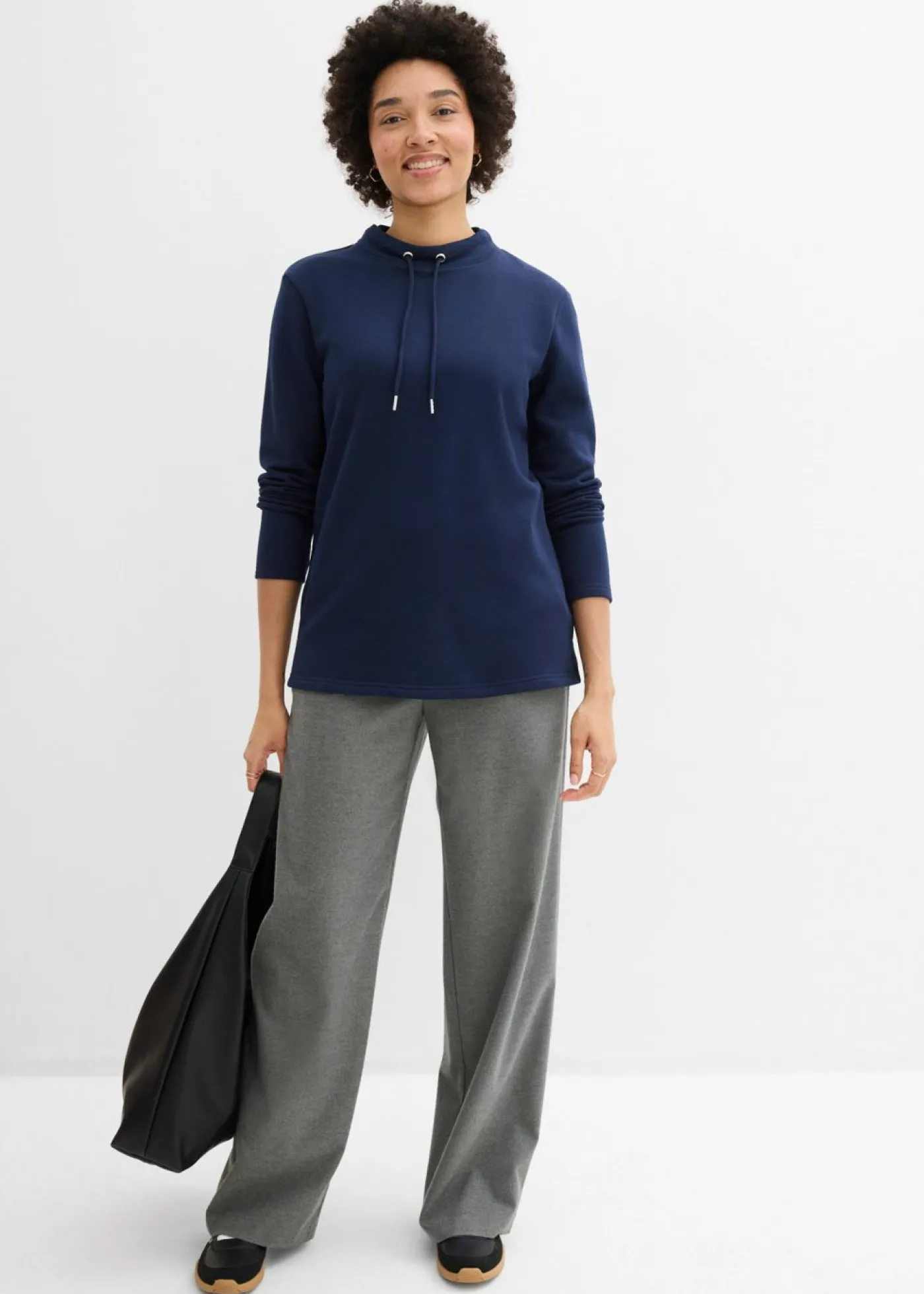 bonprix bonprix Sudadera con abertura Azul marino Sale