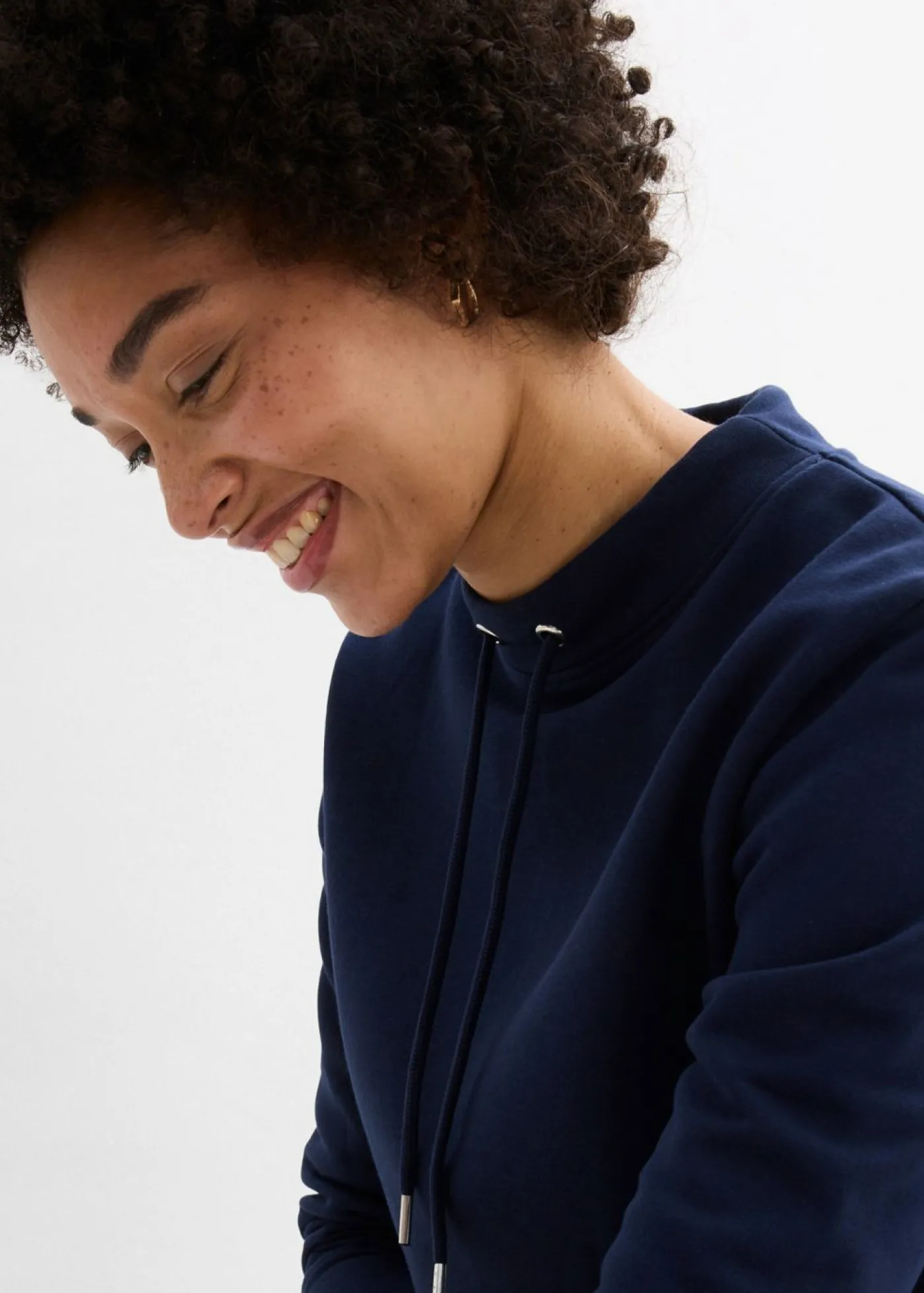 bonprix bonprix Sudadera con abertura Azul marino Sale
