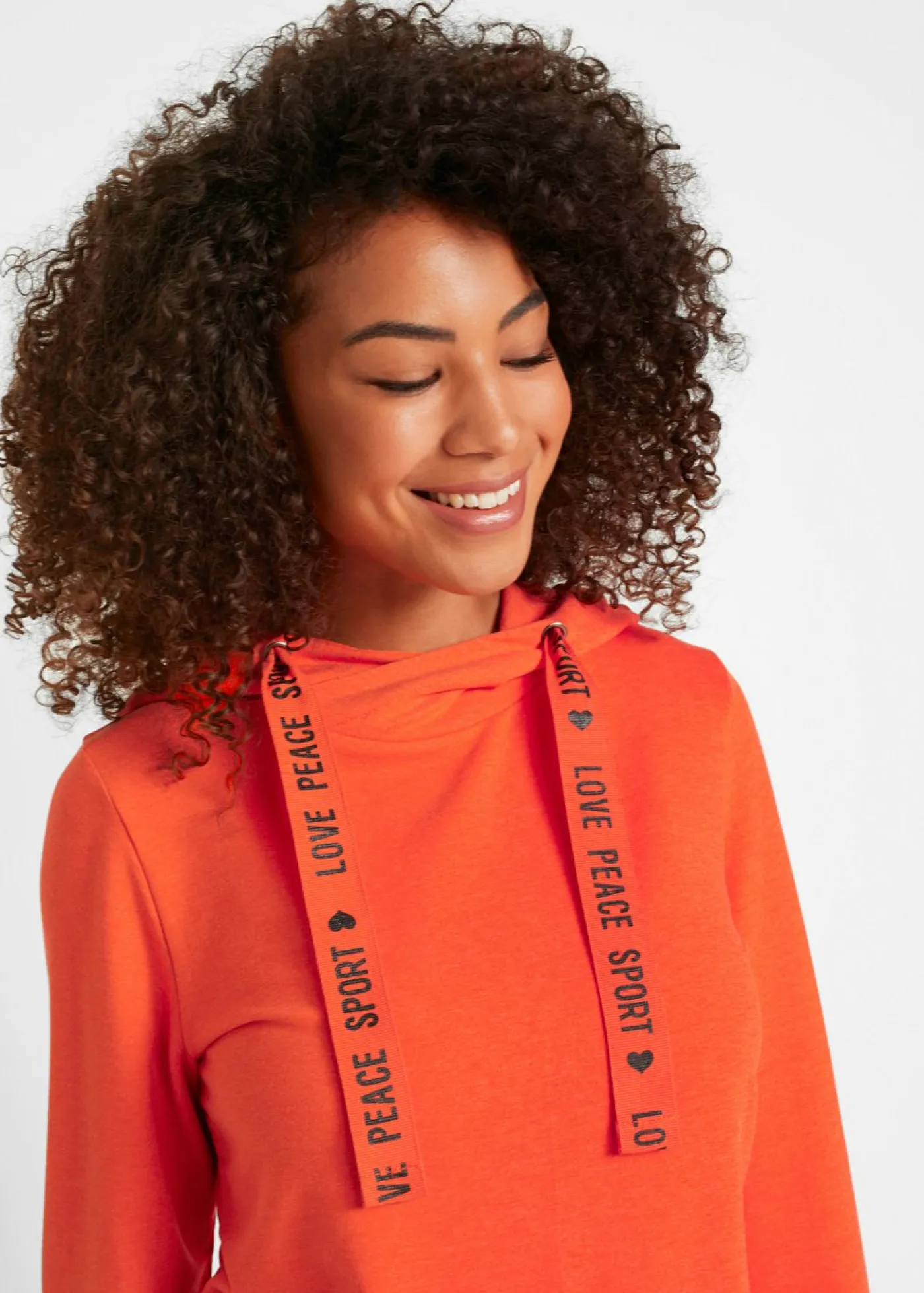bonprix bonprix Sudadera con capucha de suave mezcla de viscosa naranja sangre Online