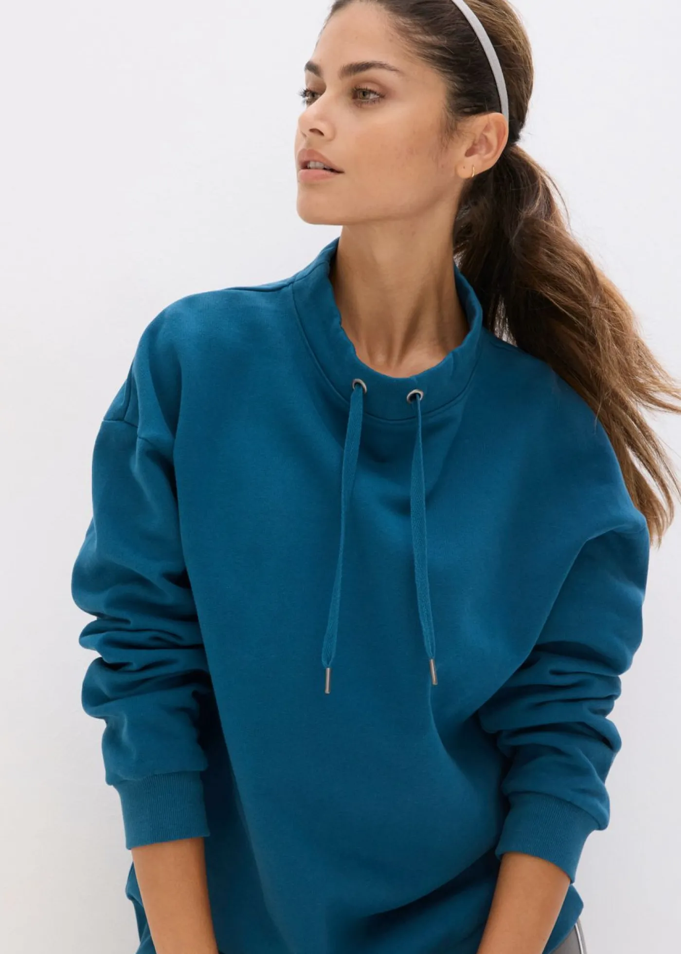 bonprix bonprix Sudadera de algodón orgánico puro Petróleo azul New