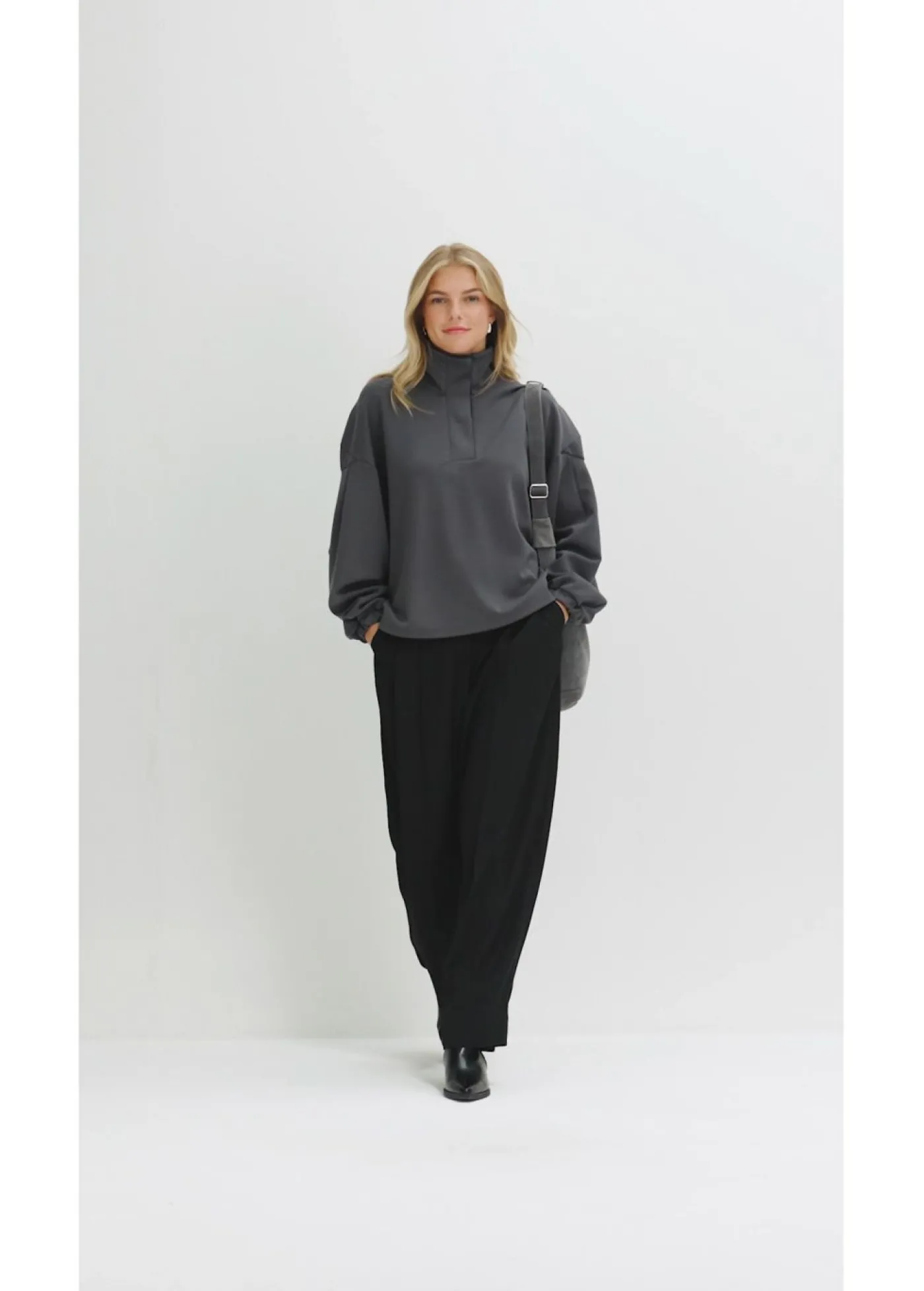 bonprix bonprix Sudadera holgada de neopreno pizarra New