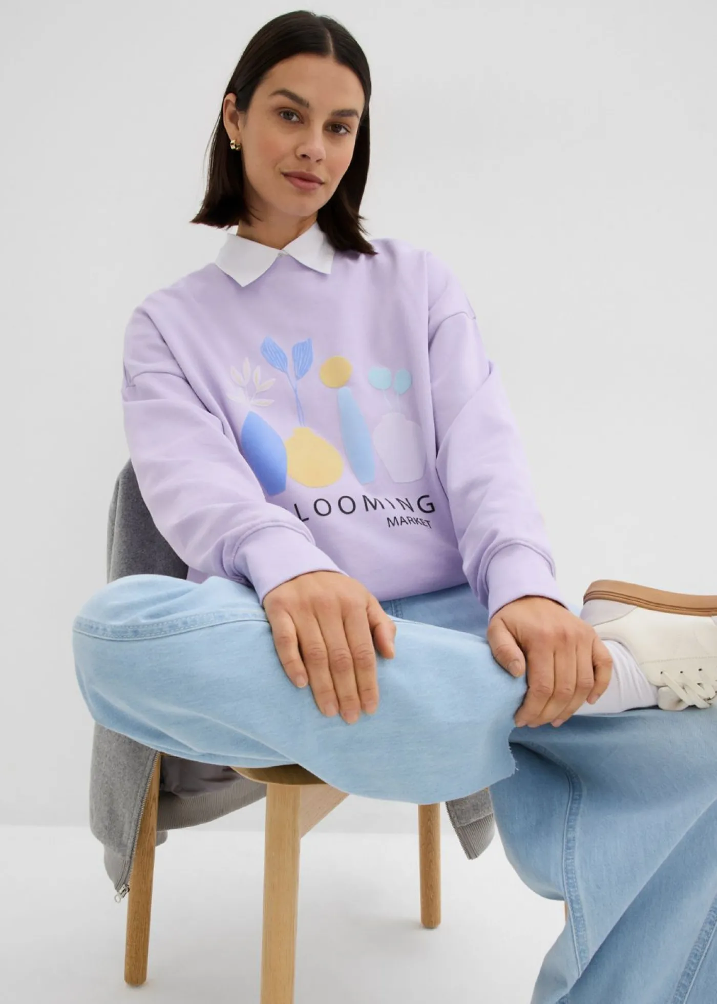 bonprix bonprix Sudadera holgada en mezcla de algodón Lila pastel estampado
