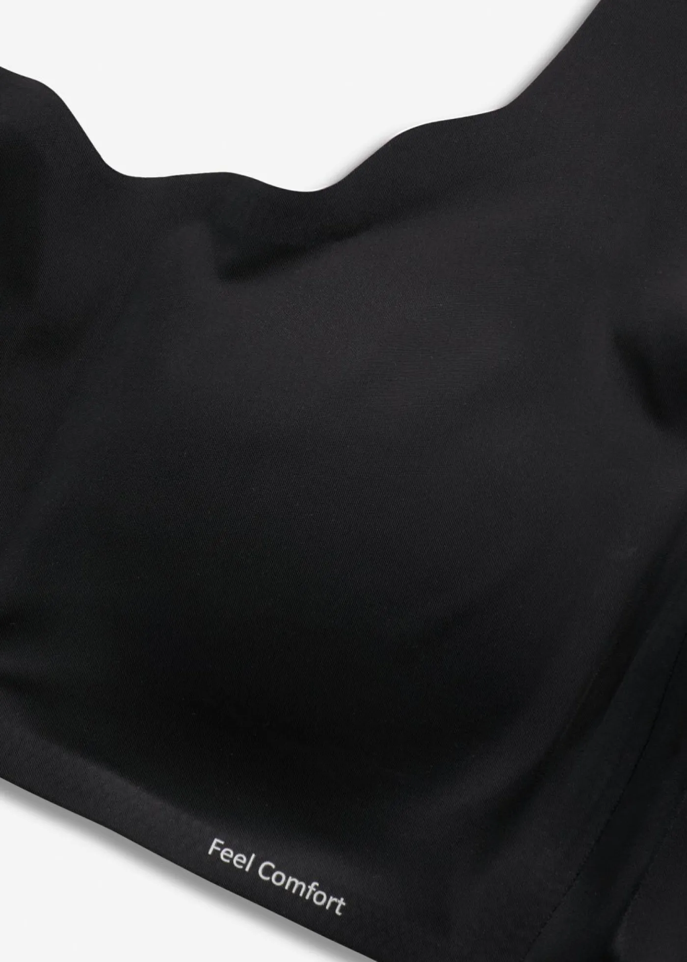 bonprix bonprix Sujetador básico Feel Comfort con corte láser sin aros Negro Hot