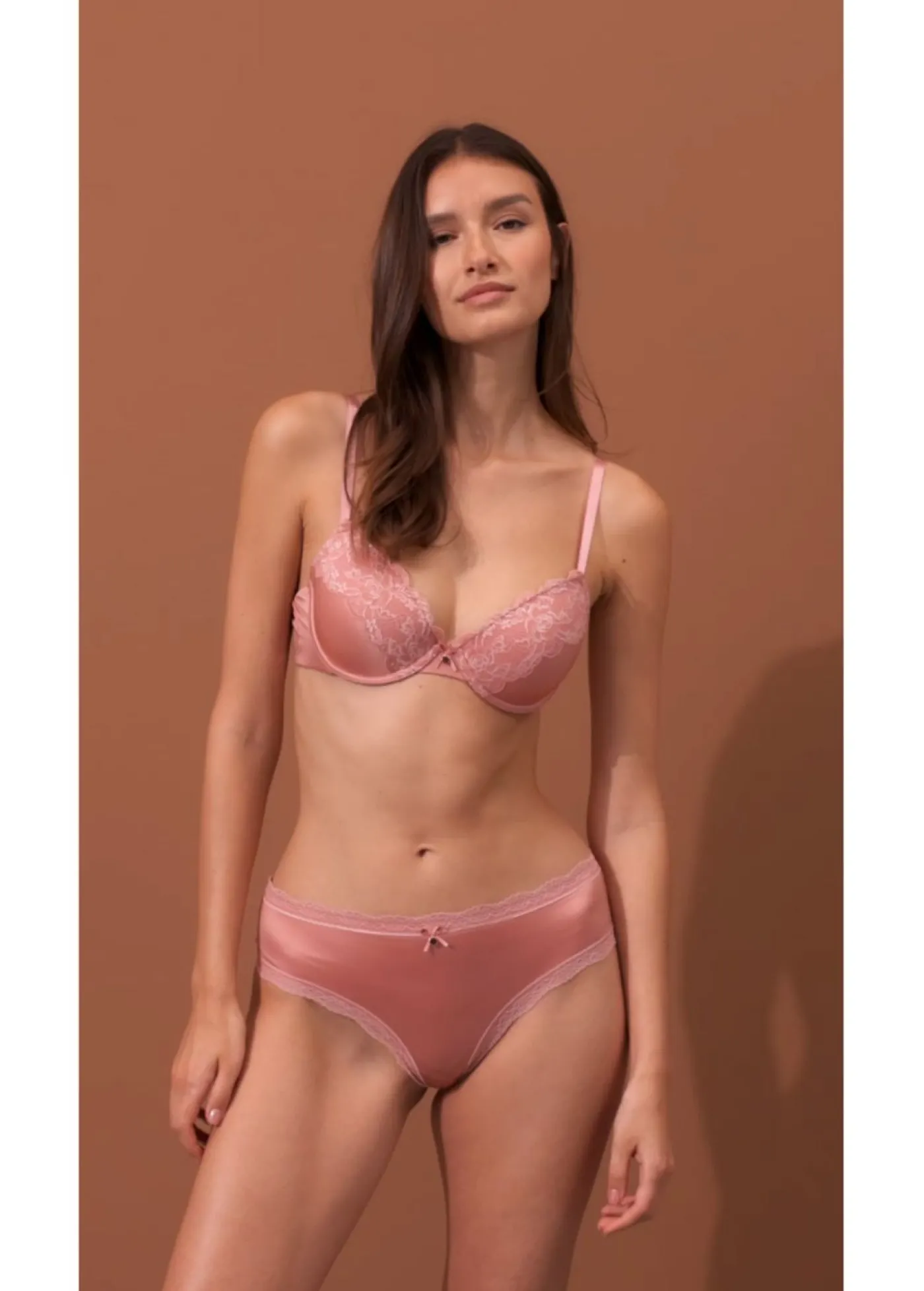 bonprix bonprix Sujetador con efecto brillante Rosa vintage New