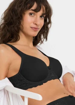 bonprix bonprix Sujetador de camiseta con tirantes acolchados Negro Hot