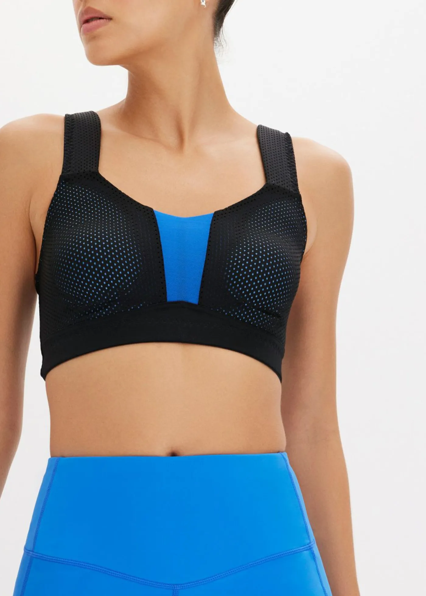 bonprix bonprix Sujetador deportivo con gran sujeción negro-azul horizonte Hot