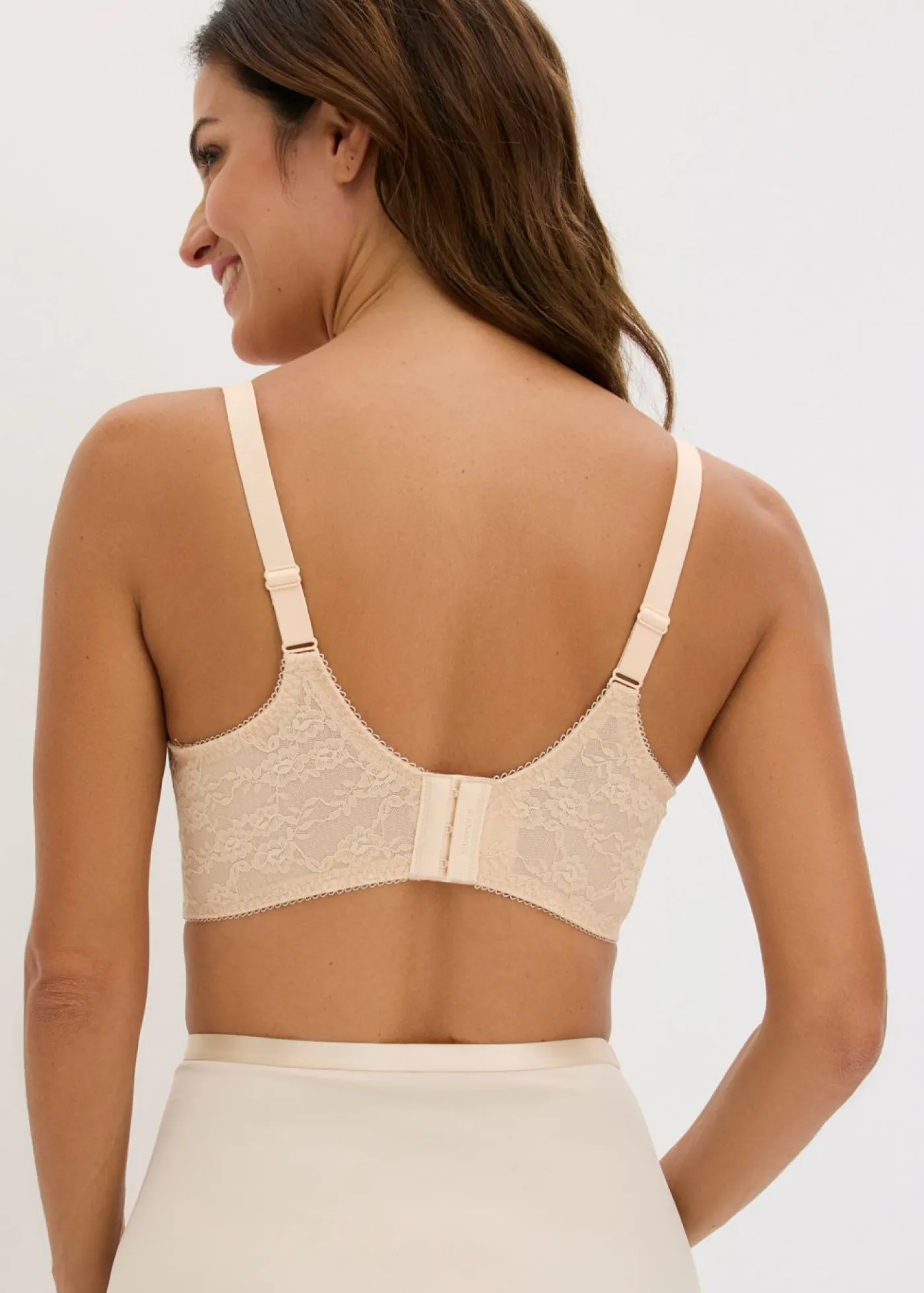bonprix bonprix Sujetador Feel Comfort sin aros con corte láser y encaje beige perla Sale