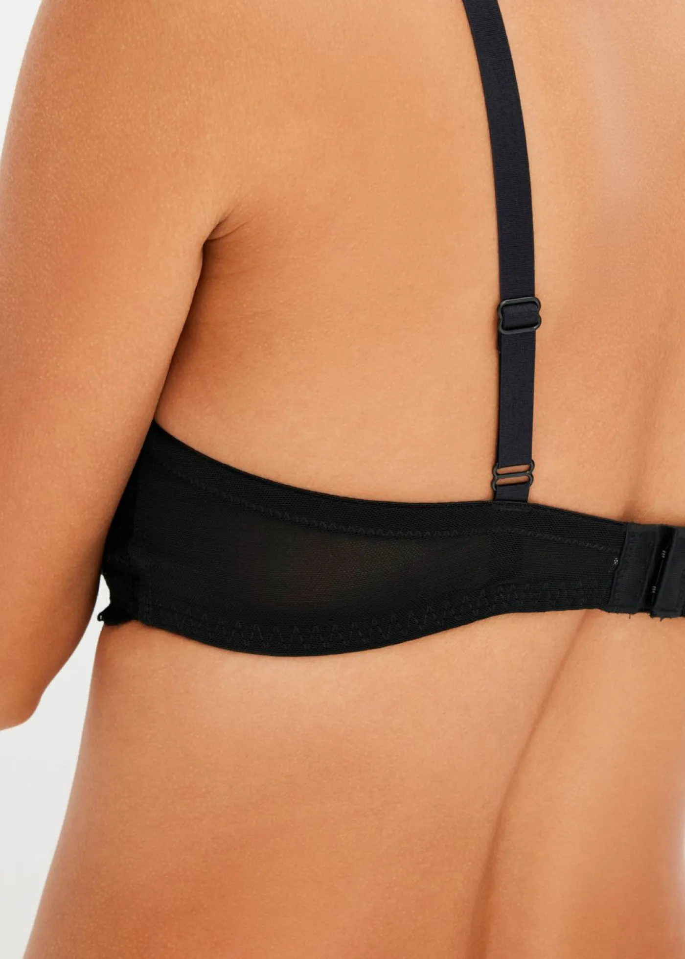 bonprix bonprix Sujetador push-up con aros Negro