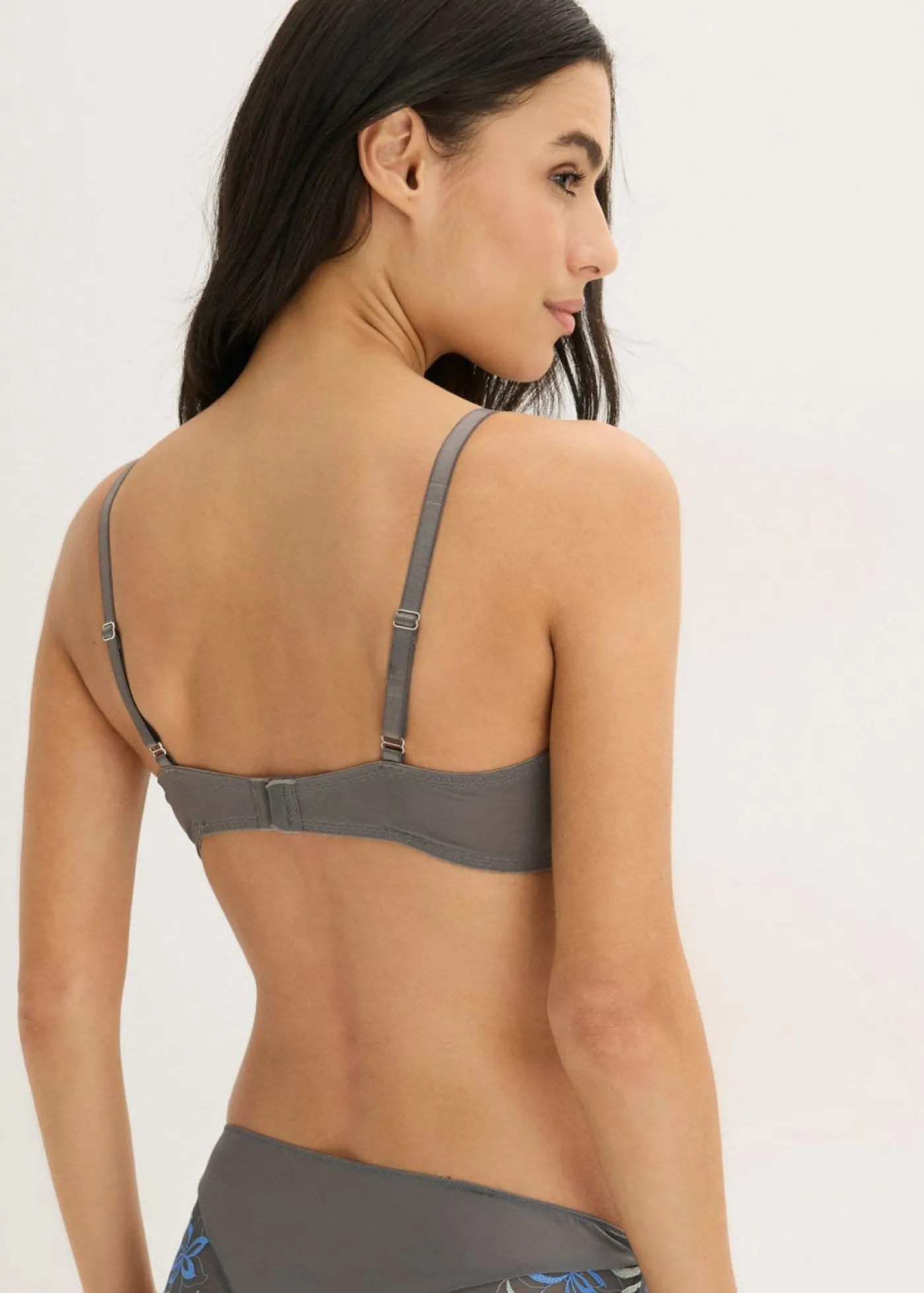 bonprix bonprix Sujetador tipo balconette con bordado delicado azul provenzal Sale