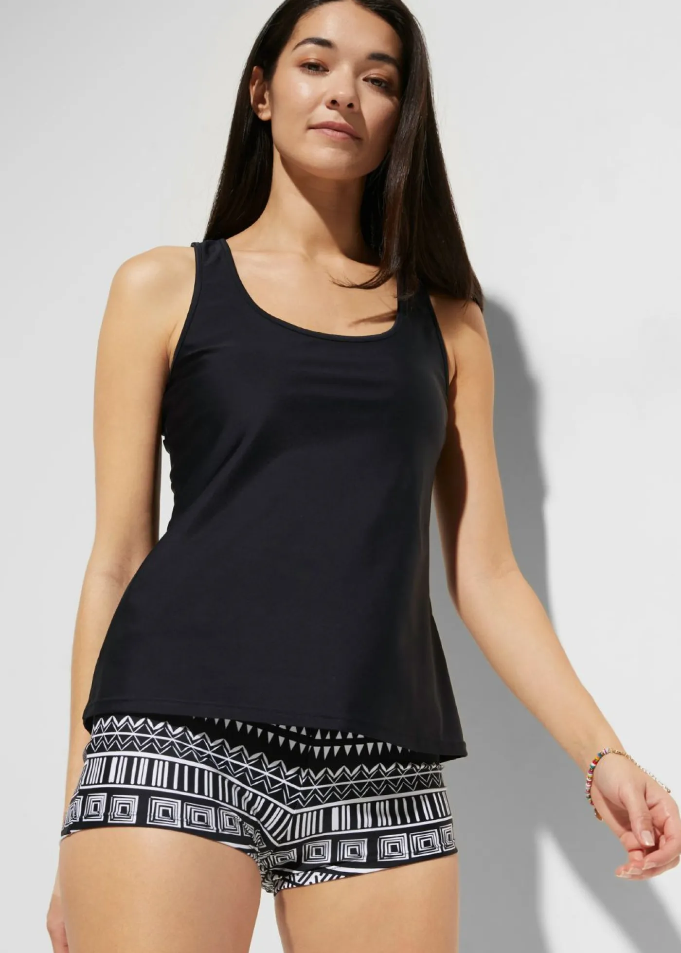 bonprix bonprix Tankini (3 piezas) con sujetador bustier Negro-blanco estampado Outlet