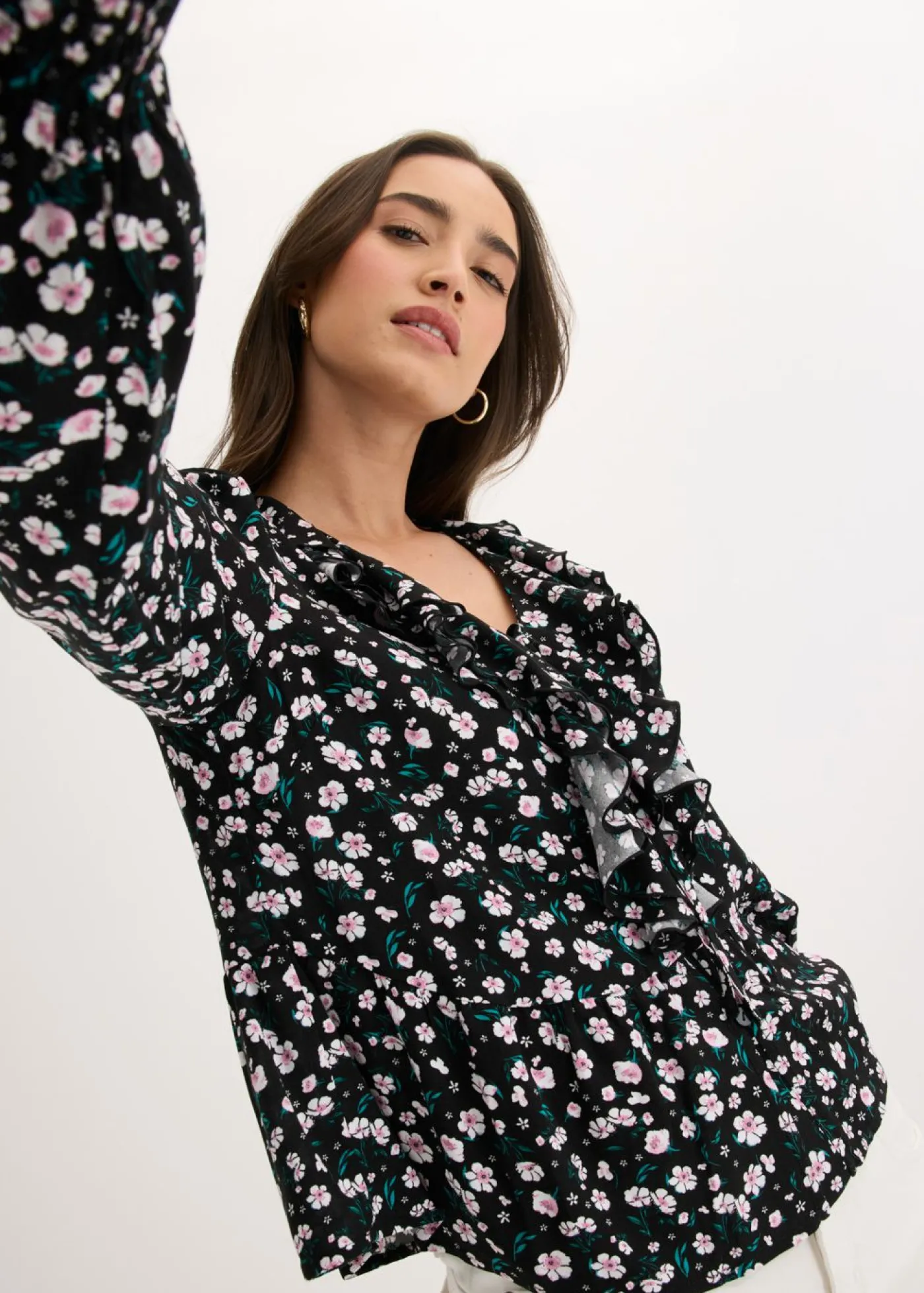 bonprix bonprix Túnica de mezcla de viscosa fina Negro de flores