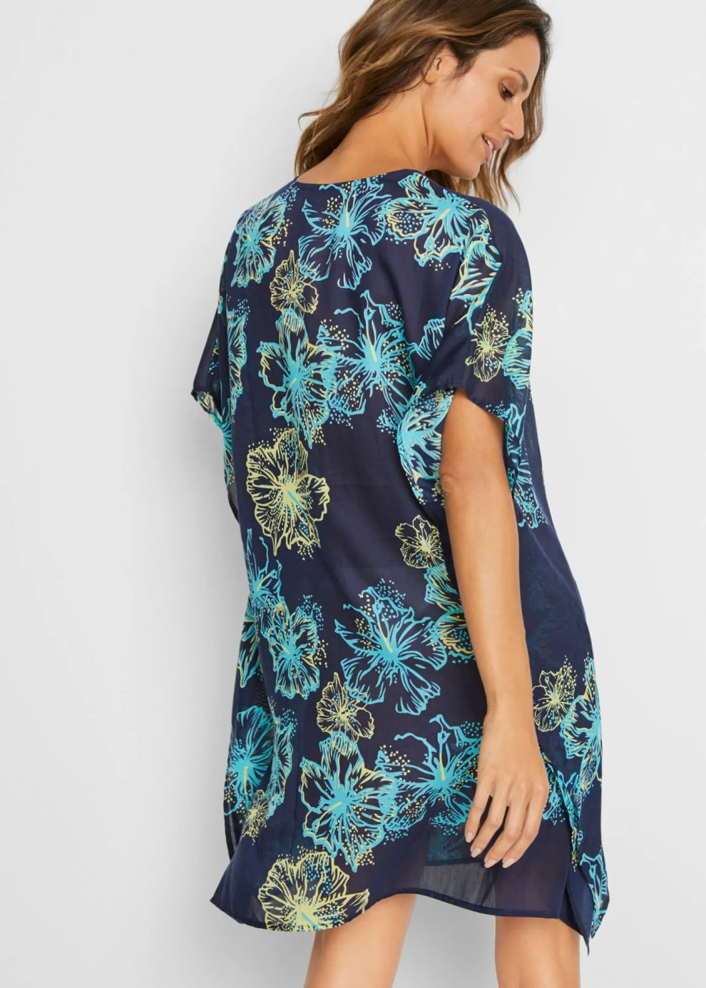 bonprix bonprix Túnica de playa transparente con escote en V azul marino/turquesa de flores Hot