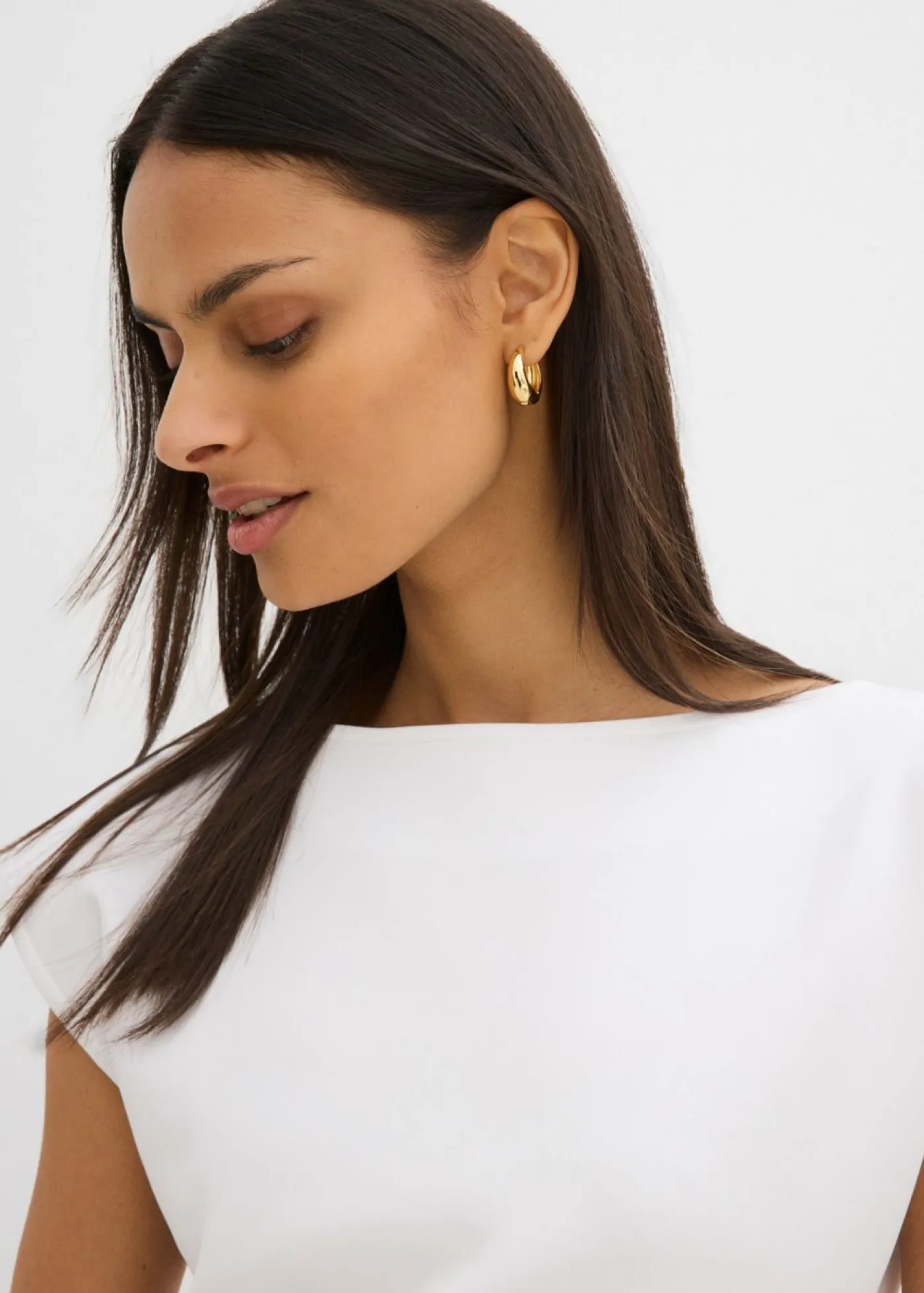 bonprix bonprix Top asimétrico de cómodo tejido de neopreno Blanco Sale