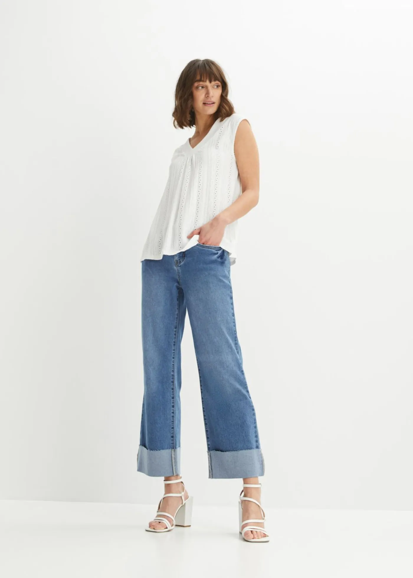 bonprix bonprix Top con bordado calado Blanco Sale