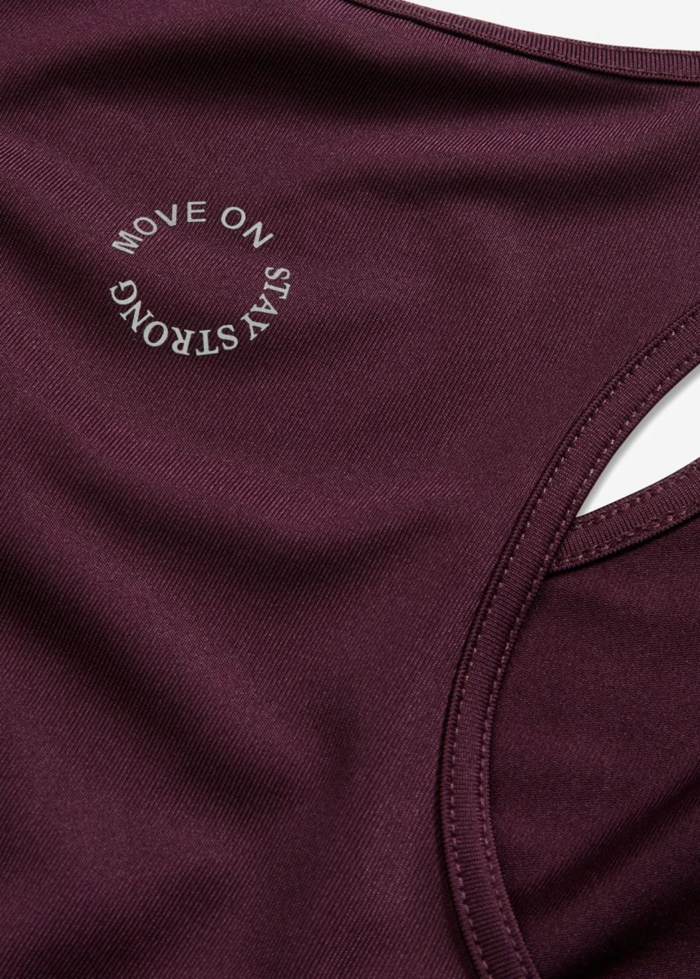 bonprix bonprix Top con espalda deportiva y material de secado rápido morado intenso