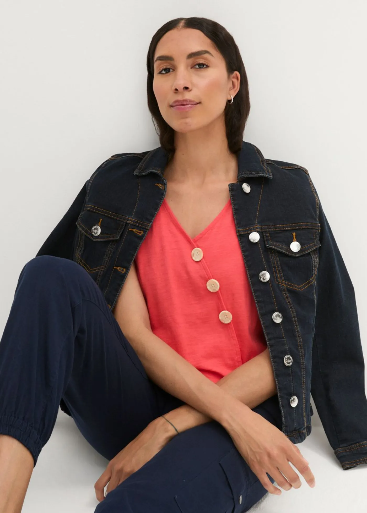 bonprix bonprix Top de algodón con diseño cruzado y cintura elástica Quisquilla Discount