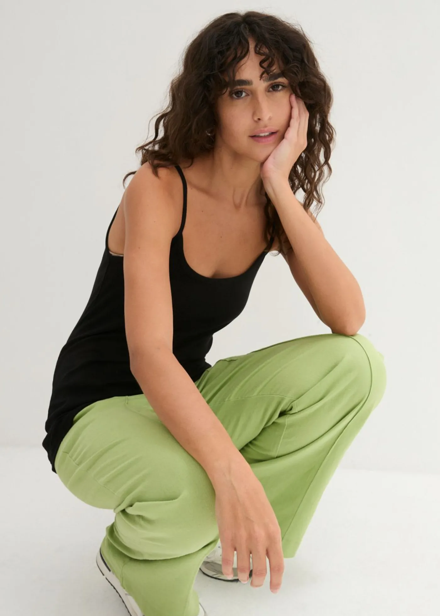 bonprix bonprix Top de algodón puro con tirantes finos (3 unidades) Negro-negro-negro Online