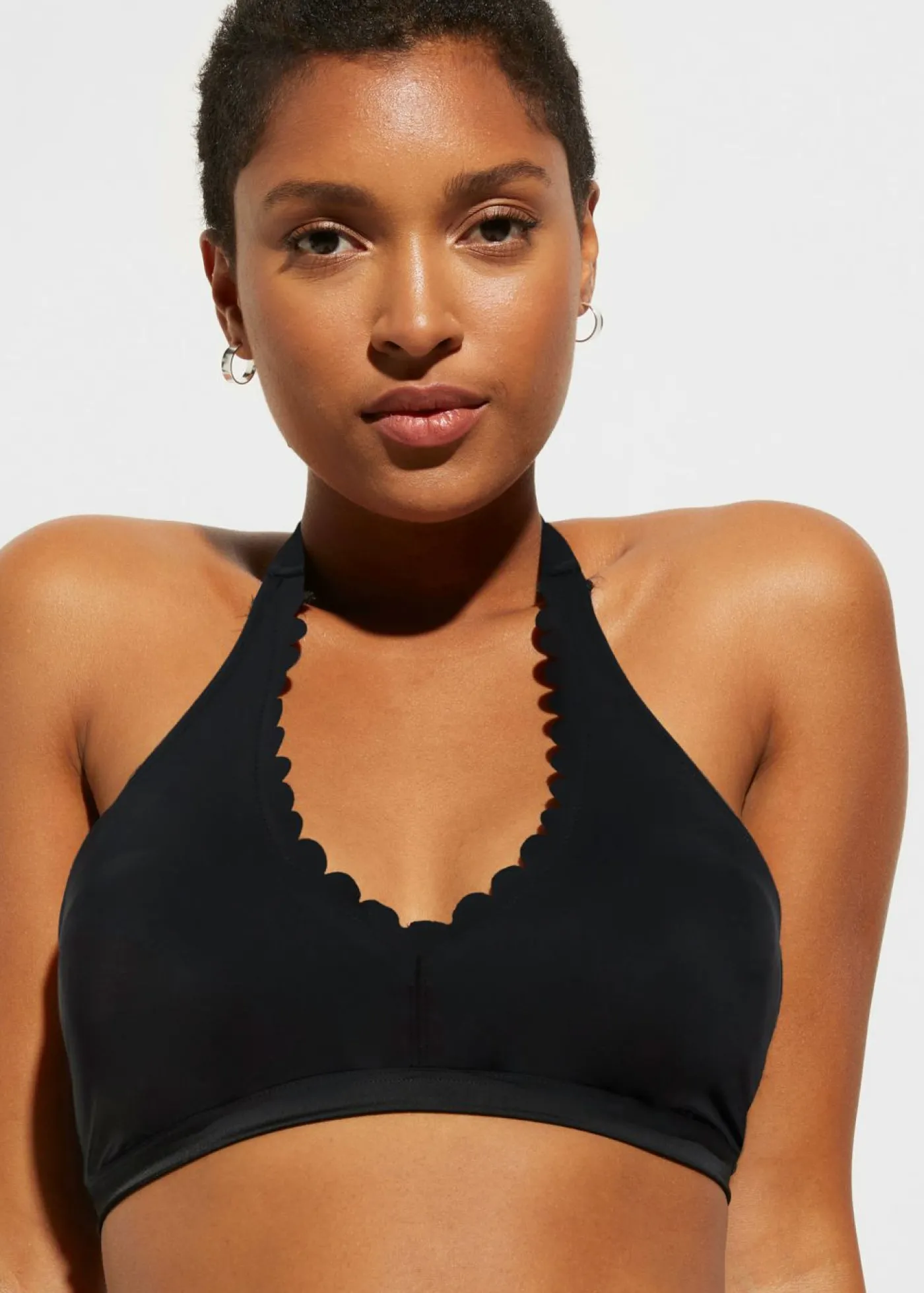 bonprix bonprix Top de bikini anudado al cuello Negro Clearance