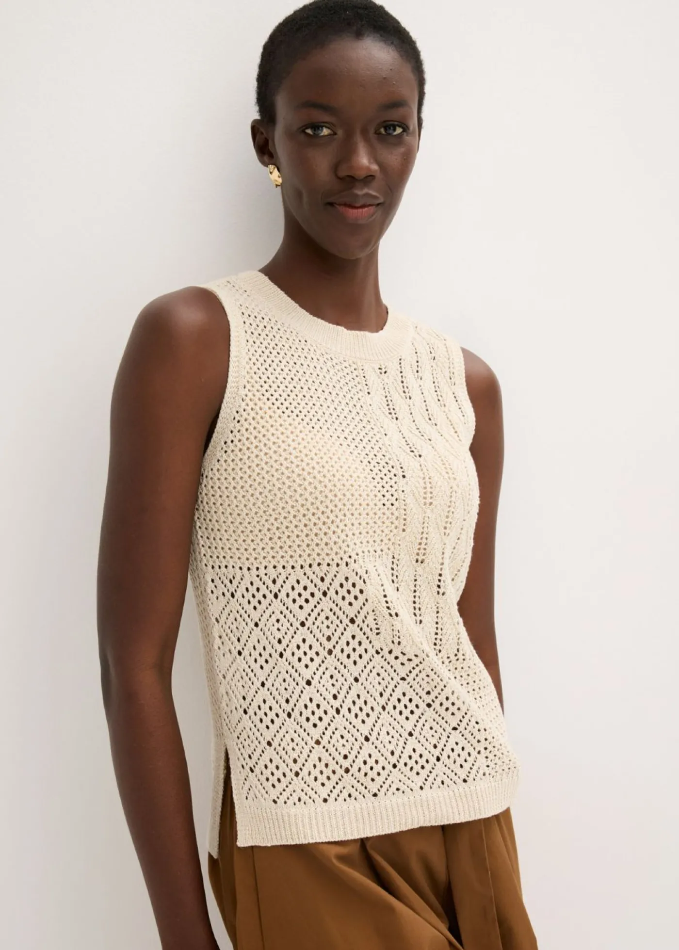 bonprix bonprix Top de punto ajour con fibras metalizadas beige natural-oro metalizado Outlet