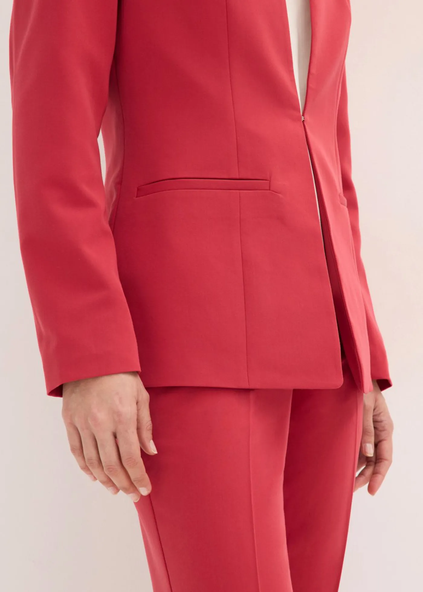bonprix bonprix Traje con pantalón (2 piezas) Cereza Outlet