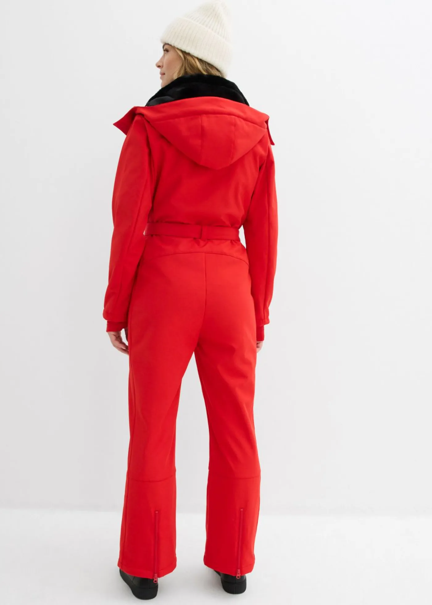 bonprix bonprix Traje de esquí de softshell con forro cálido y material impermeable rojo lava Outlet