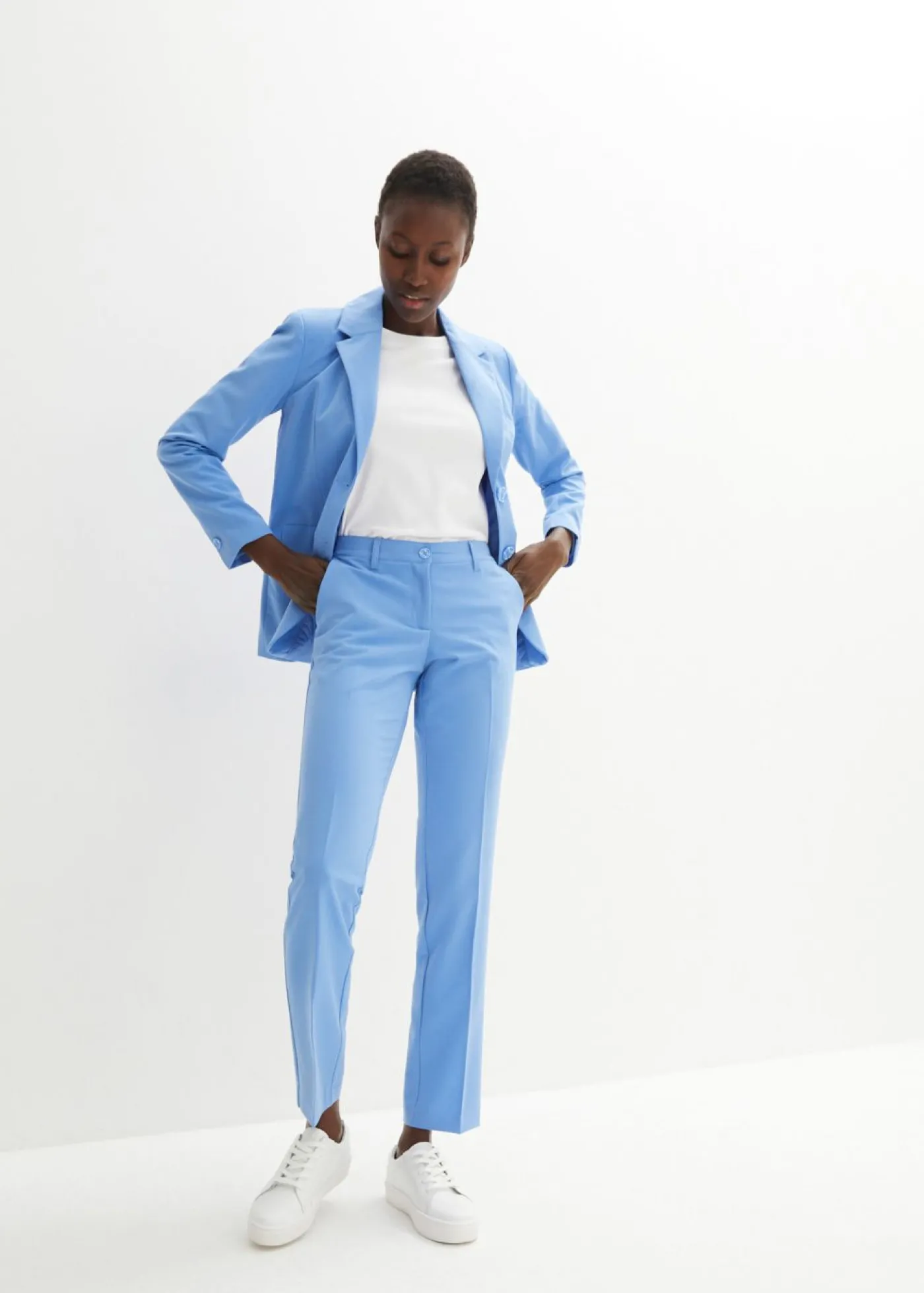 bonprix bonprix Traje de pantalón (2 piezas) azul provenzal Hot
