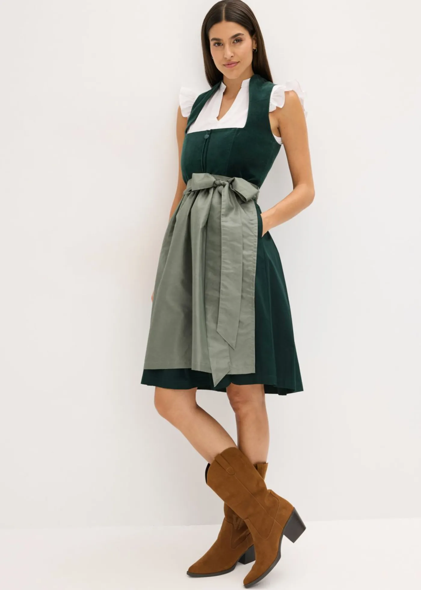 bonprix bonprix Traje tirolés con corpiño de terciopelo y delantal de satén (2 piezas) oliva/verde oliva Outlet